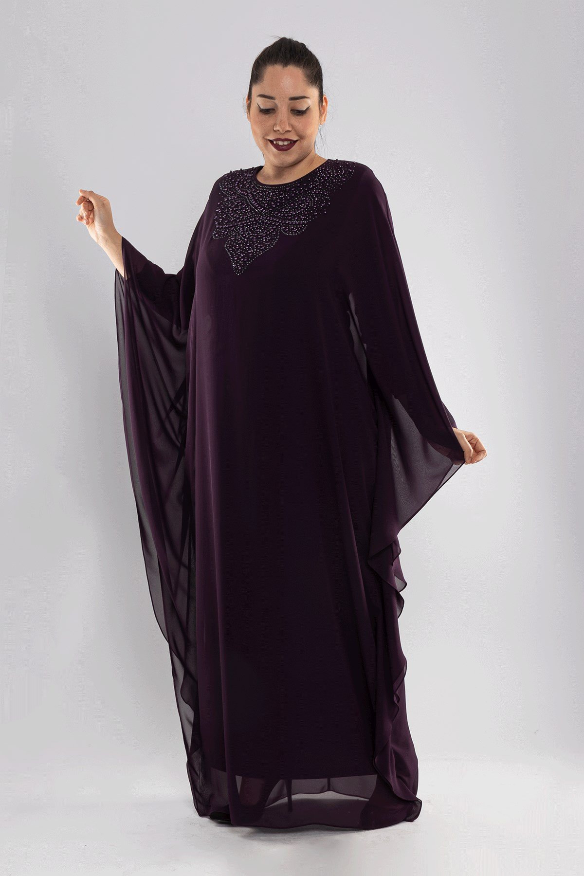 3190 YAKA BONCUK İŞLEMELİ YAR.KOL UZUN ELBİSE