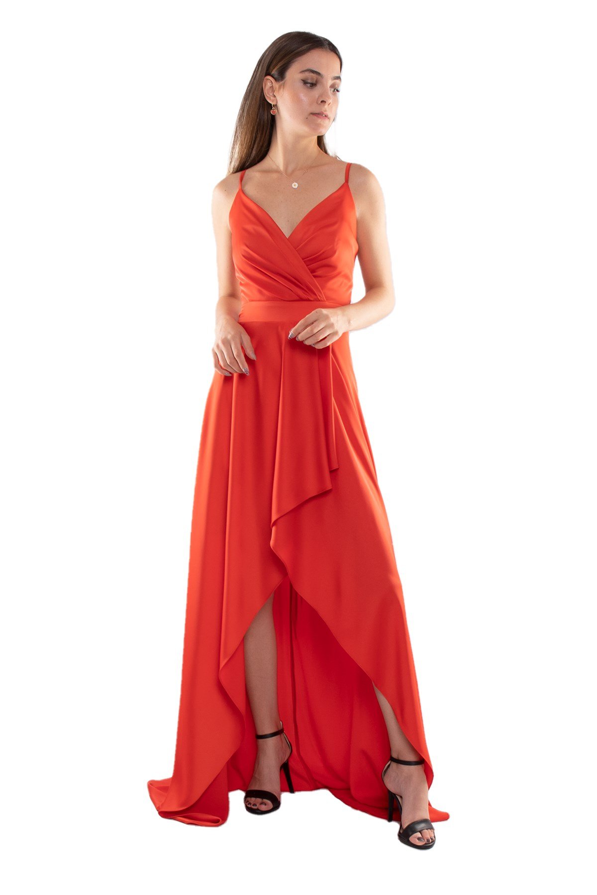 320 Önü Drapeli Asimetrik Kesim İp Askı İpek Saten Uzun Abiye