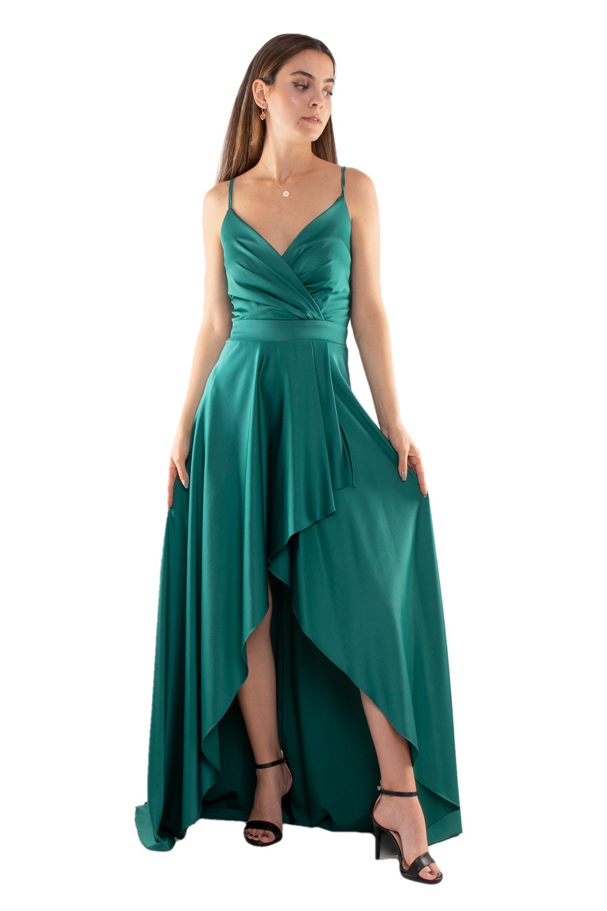 320 Önü Drapeli Asimetrik Kesim İp Askı İpek Saten Uzun Abiye