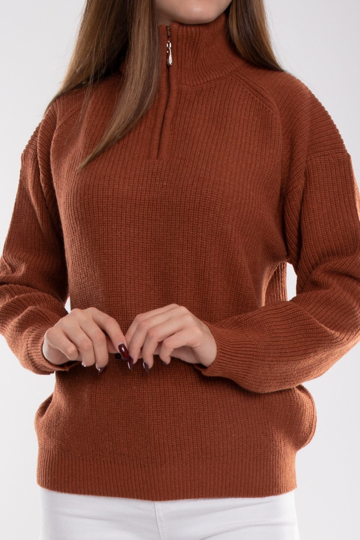 32322 Yarım Balıkçı Yaka Fermuarlı Kadın Triko Kazak