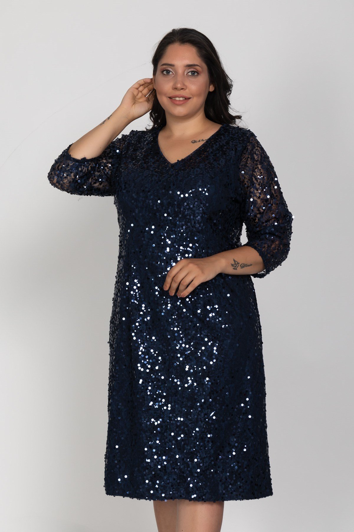 3383 Büyük Beden Truvakar Kol Vyaka Pulpayet Kısa Elbise