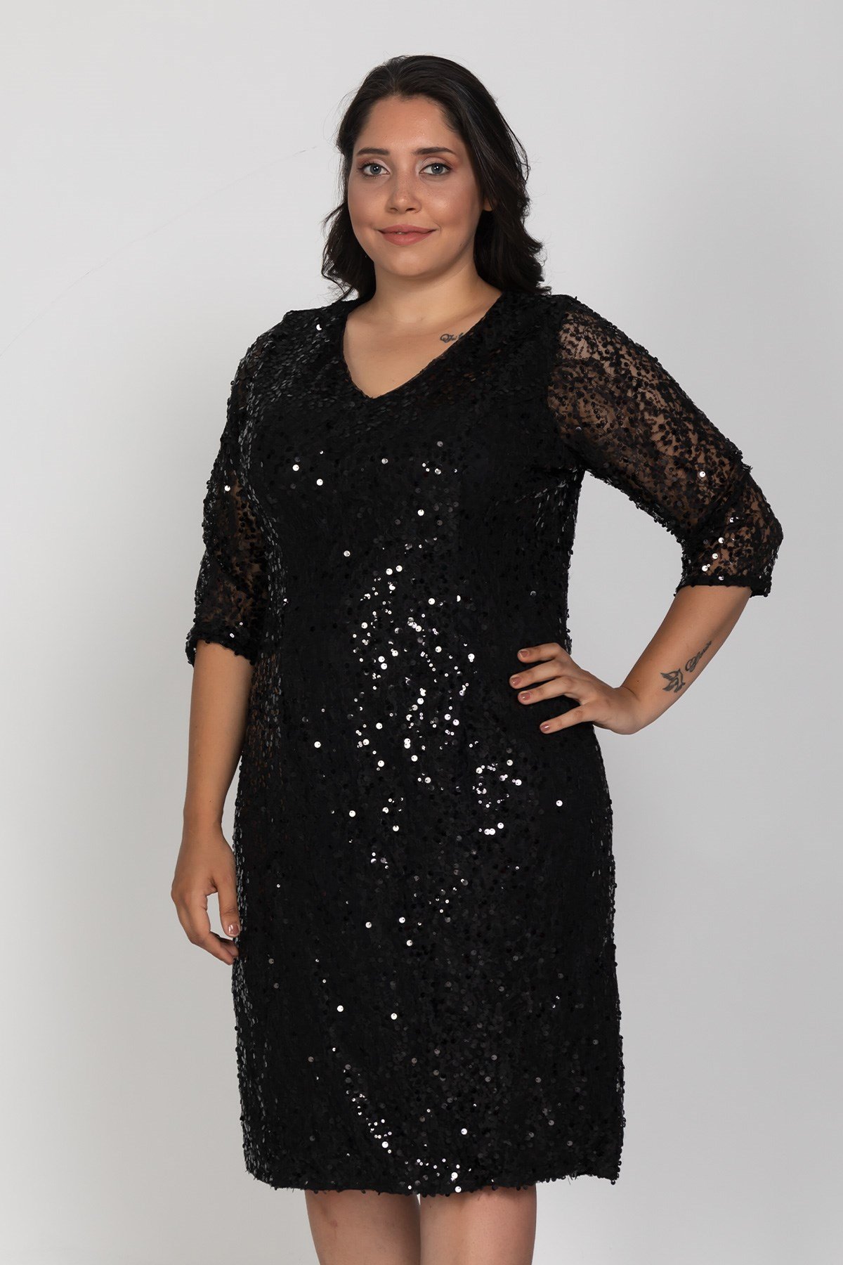 3383 Büyük Beden Truvakar Kol Vyaka Pulpayet Kısa Elbise