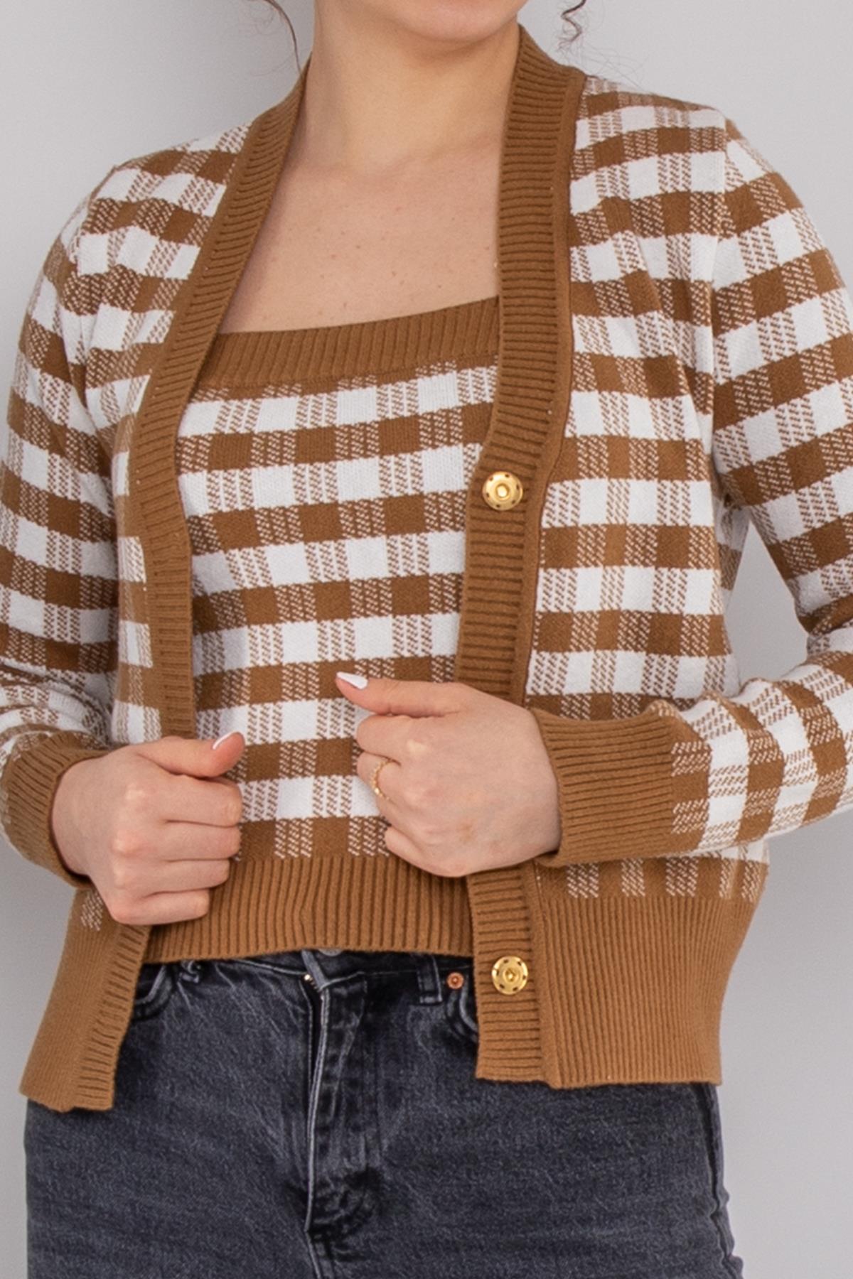 34447 Kare Desen Bluz Hırka Triko Takım