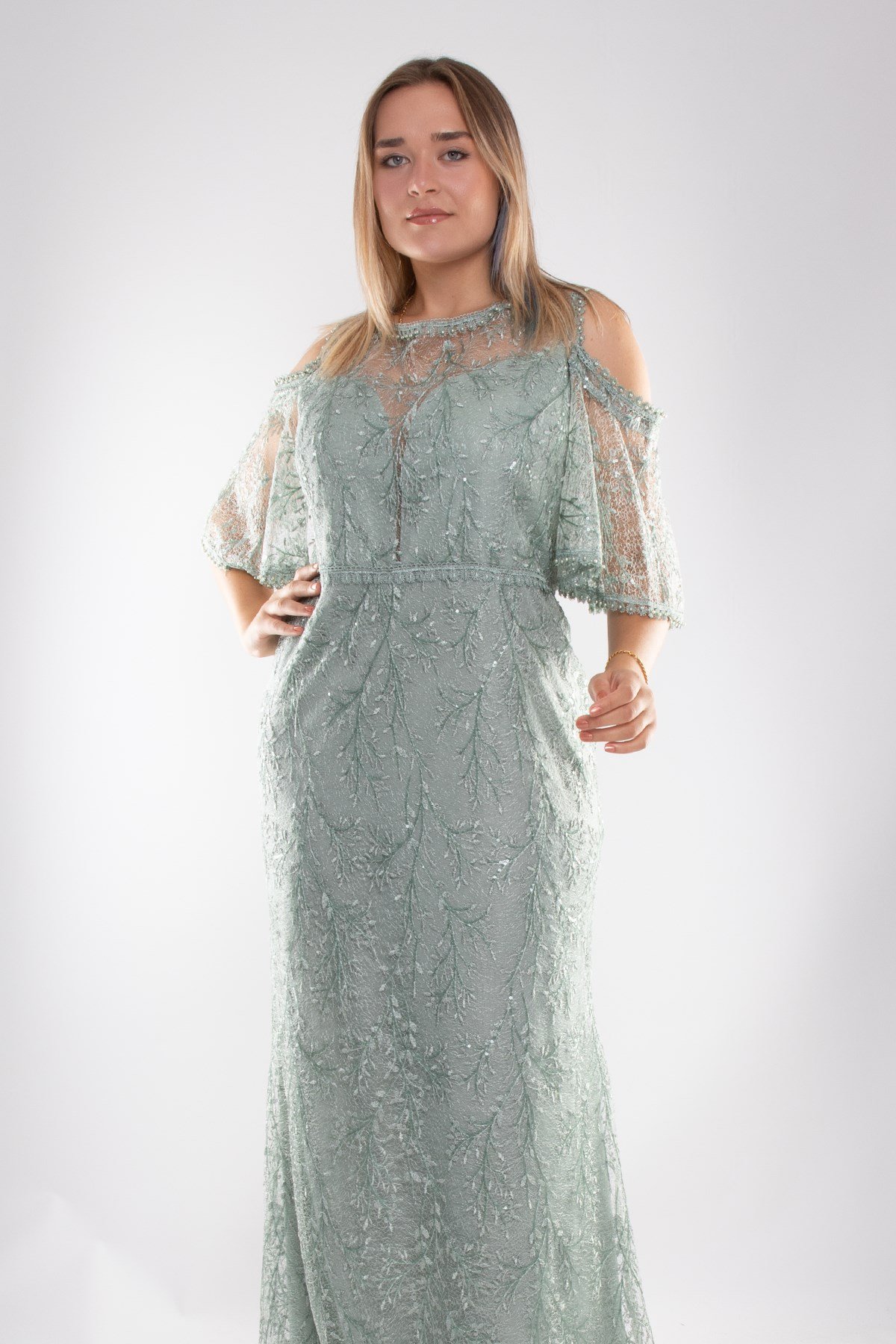 3448 Pulpayet Naklışlı Omuz Dekolte Mendil Kol Büyük Beden Balık Uzun Elbise