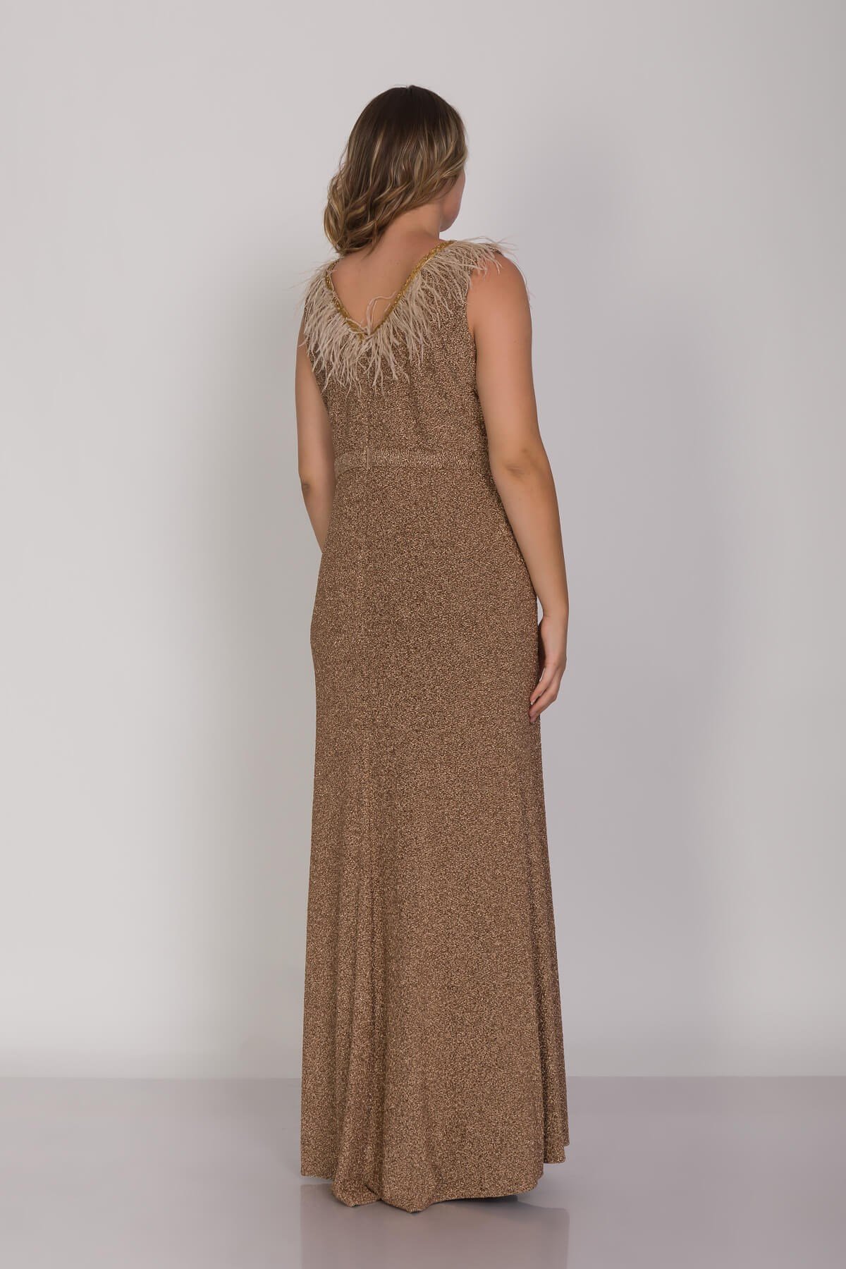 3472 Omuz Tüylü Beli Kemerli Yaka Taşlı Büyük Beden Sim Uzun Elbise