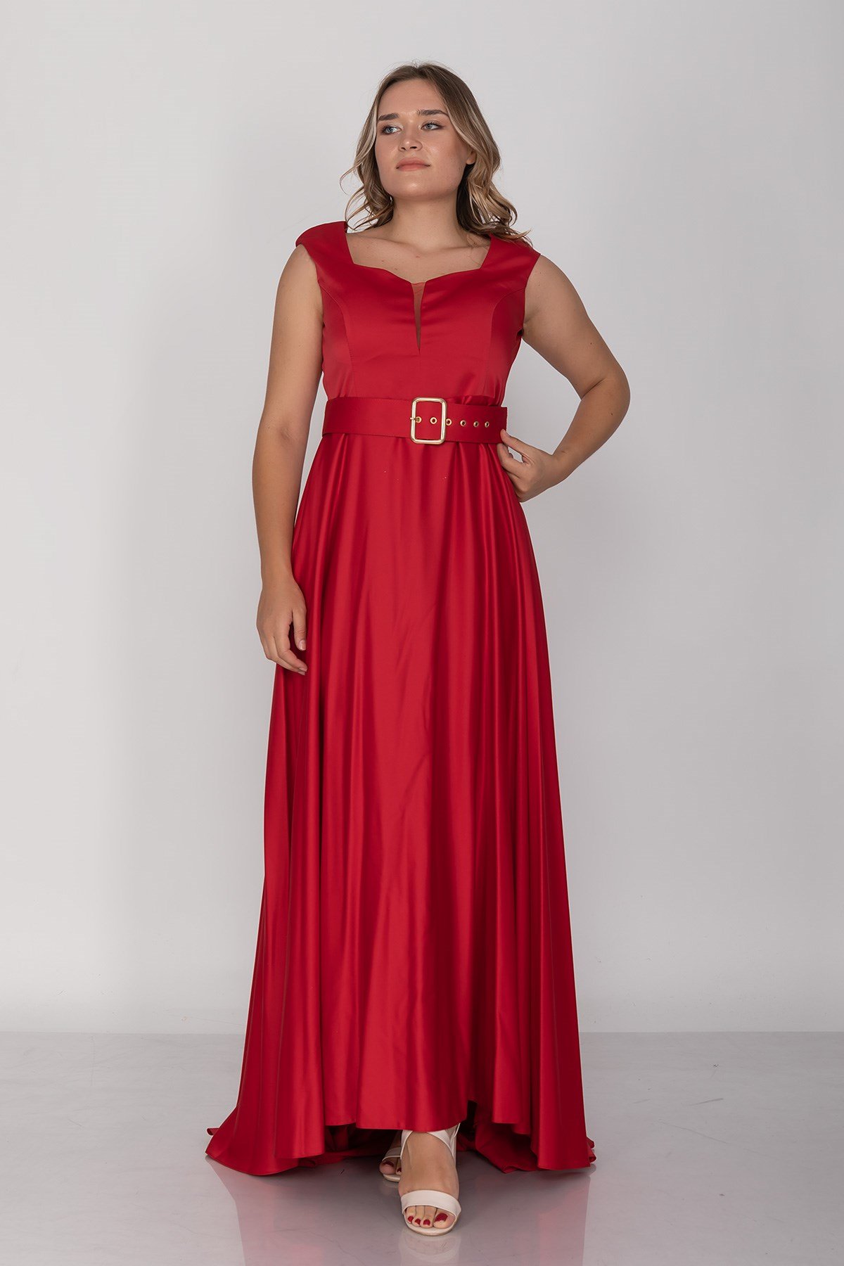 3502 Büyük Beden Sırtı İpli Beli Kemerli Saten Uzun Elbise