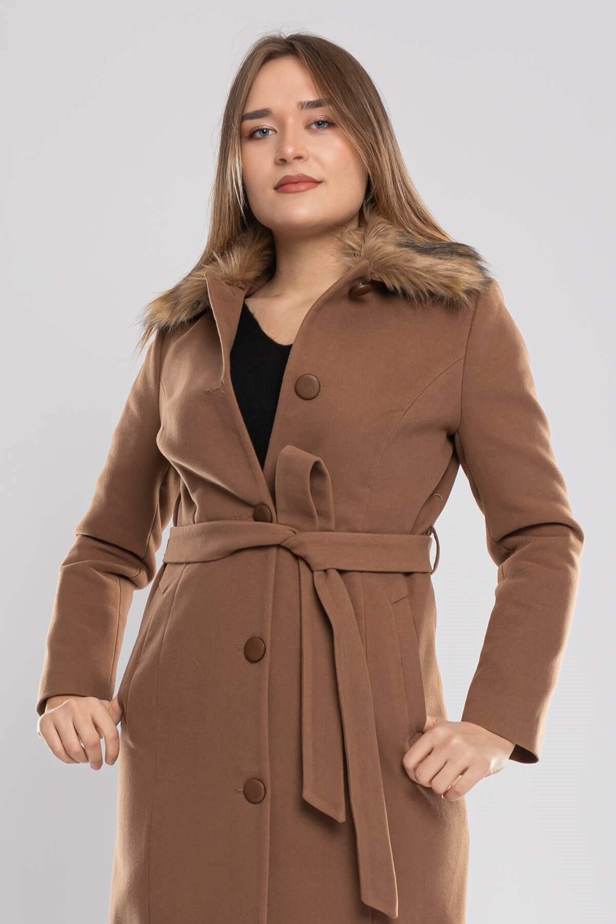 3741 Büyük Beden P.M Bebe Yaka Kürklü Düğmeli Kadın Kaban