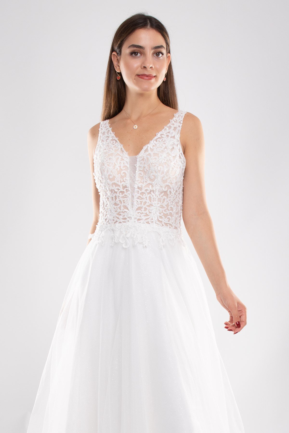 377 Göğüs Boncuklu Güpür İşleme Simli Tül Nişanlık