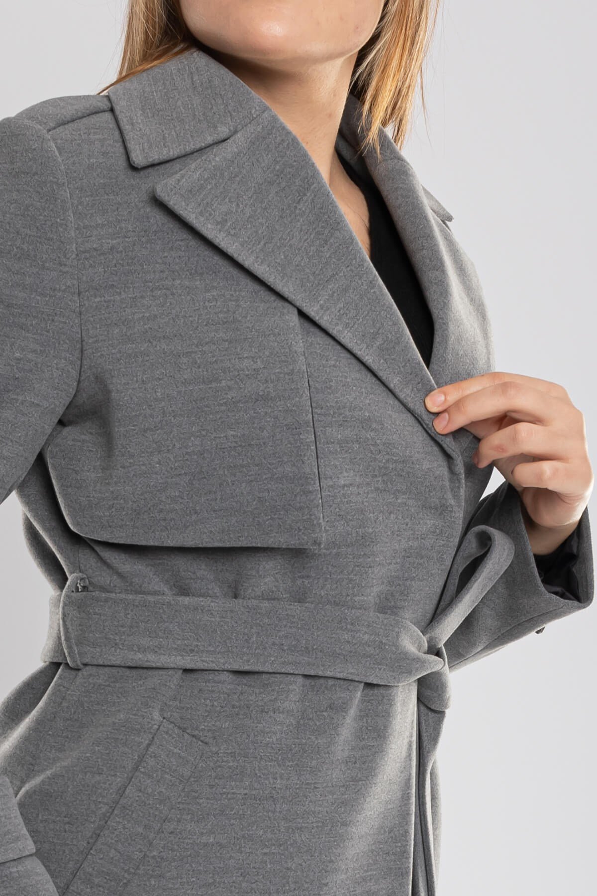 3771 Büyük Beden P.M Kuşaklı Omuz Kol Apoletli Çıtçıtlı Uzun Kadın Manto