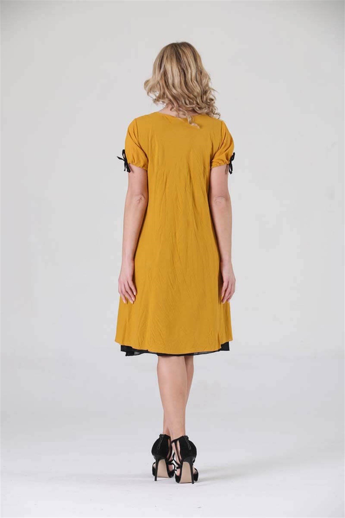 3831 BB Yaka ve Eteği Kanaviçe İşli İpli Pamuk Otantik Elbise