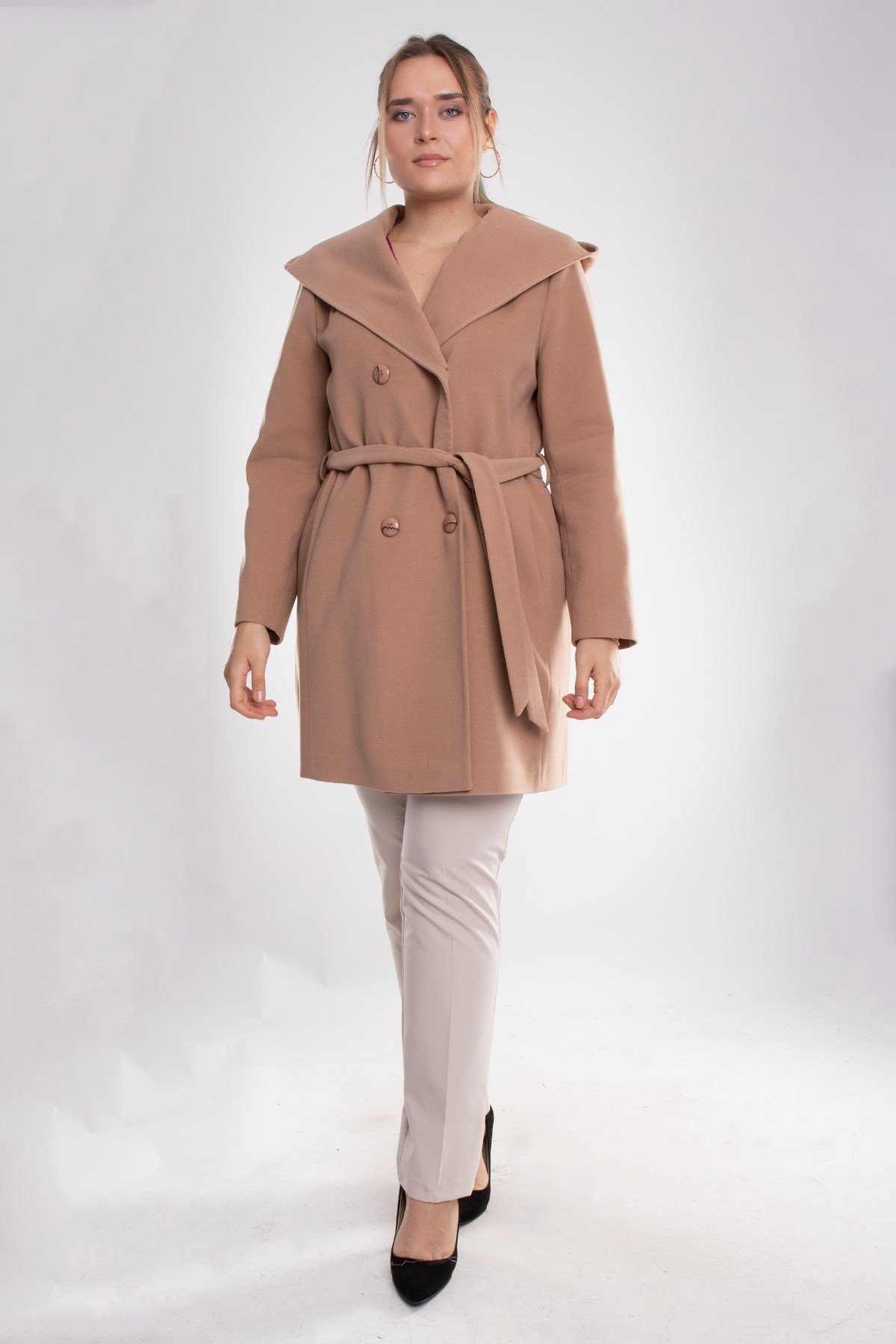 3844 P.M. Şalyaka Kapüşonlu Kuşaklı Midiboy Kadın Kaşe Kaban