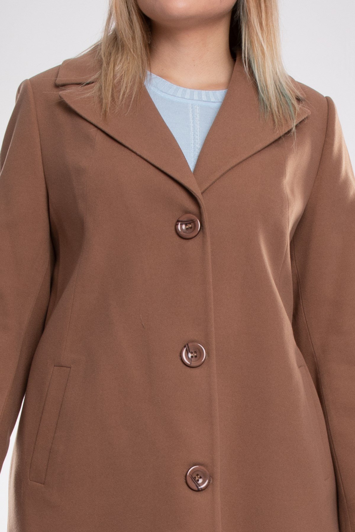 3857 Büyük Beden P.M. Düğmeli Erkek Yaka Midiboy Kadın Kaşe Kaban