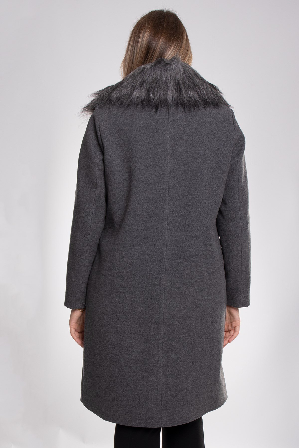 3861 Büyük Beden P.M. Yaka Kürklü Dikişli Midiboy Kadın Kaşe Kaban