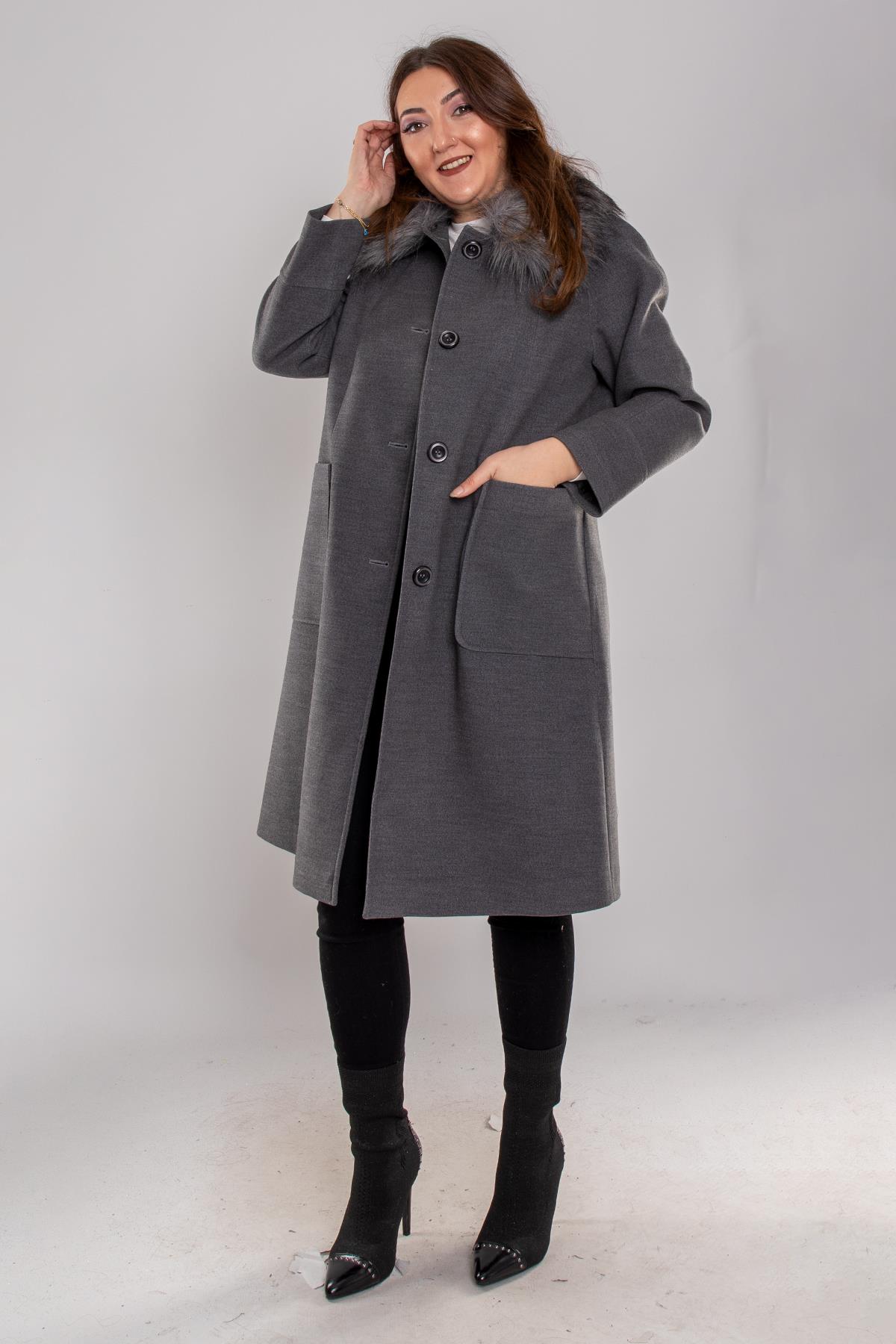 3950 Büyük Beden P.M. Yaka Kürklü Üst Cep Düğmeli Kaşe Kaban