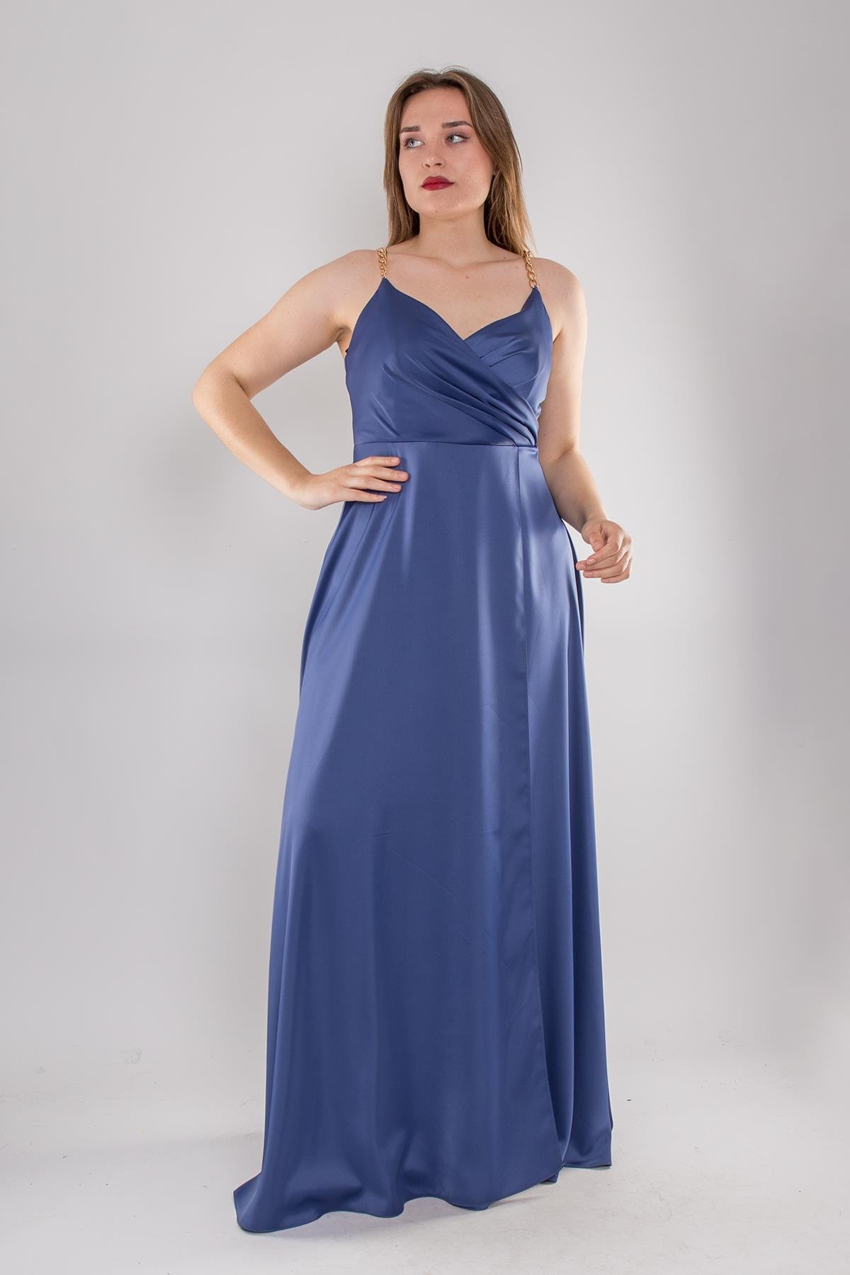 4129 Büyük Beden Zincir Askı Kruvaze Yaka Saten Uzun Elbise