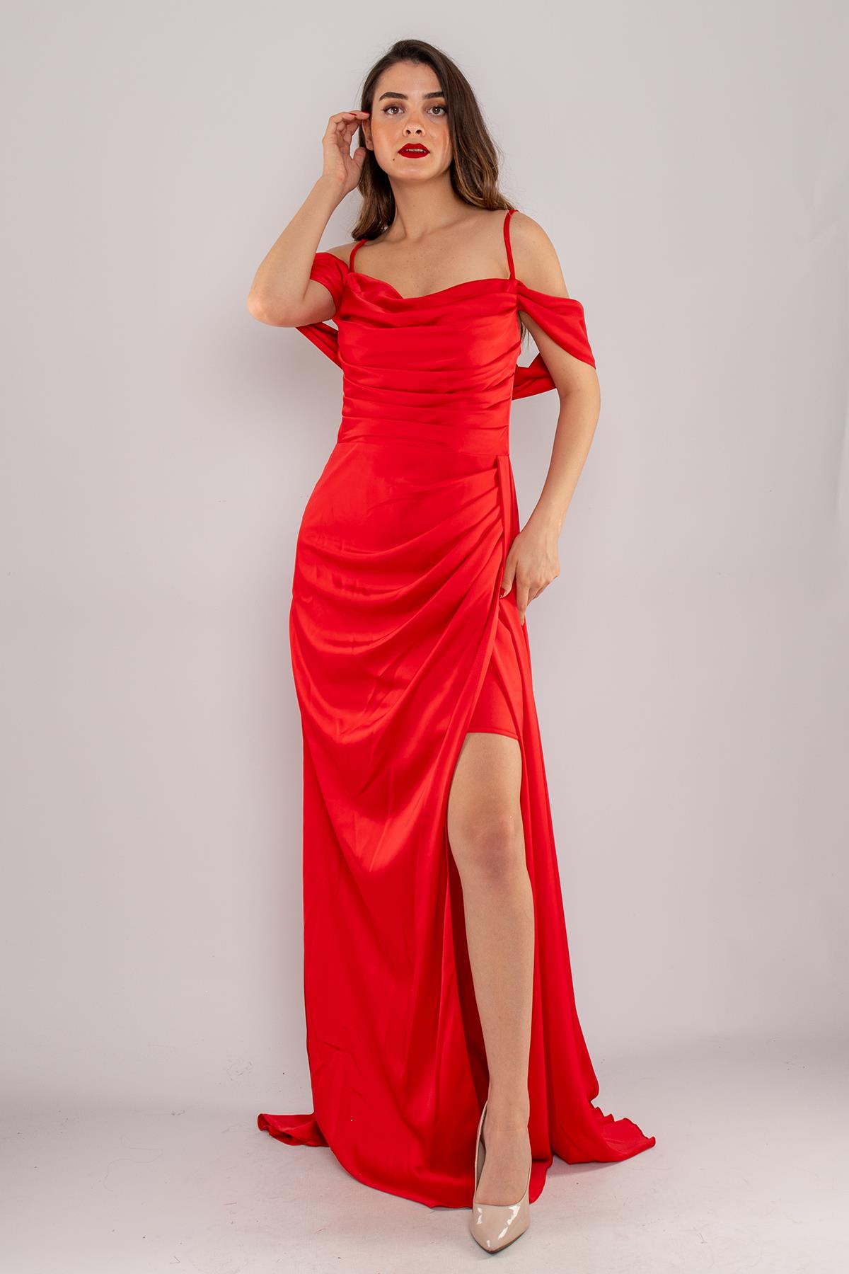 449 İp Askılı Şalyaka Kuyruklu Uzun Saten Elbise