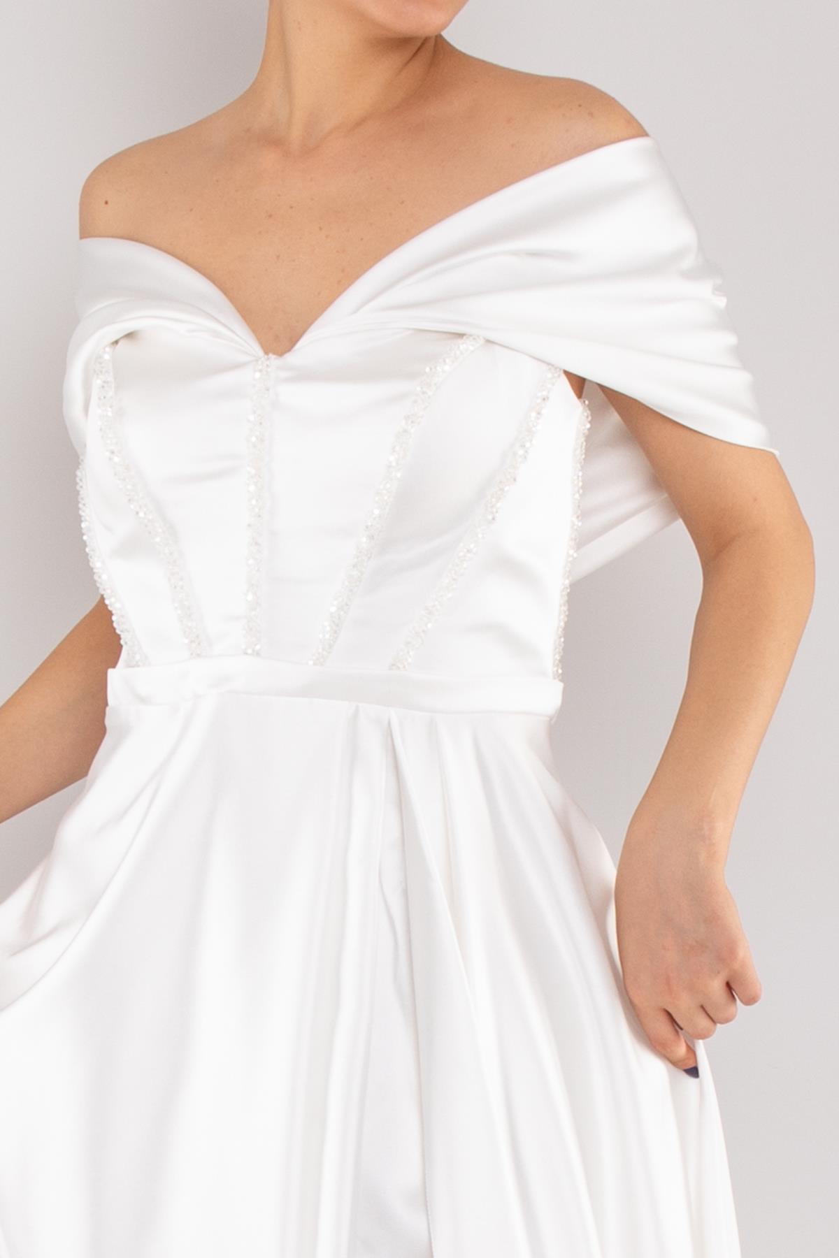 475 Kayık Yaka Detay Sırtı İpli Boncuk İşleme Uzun Saten Elbise