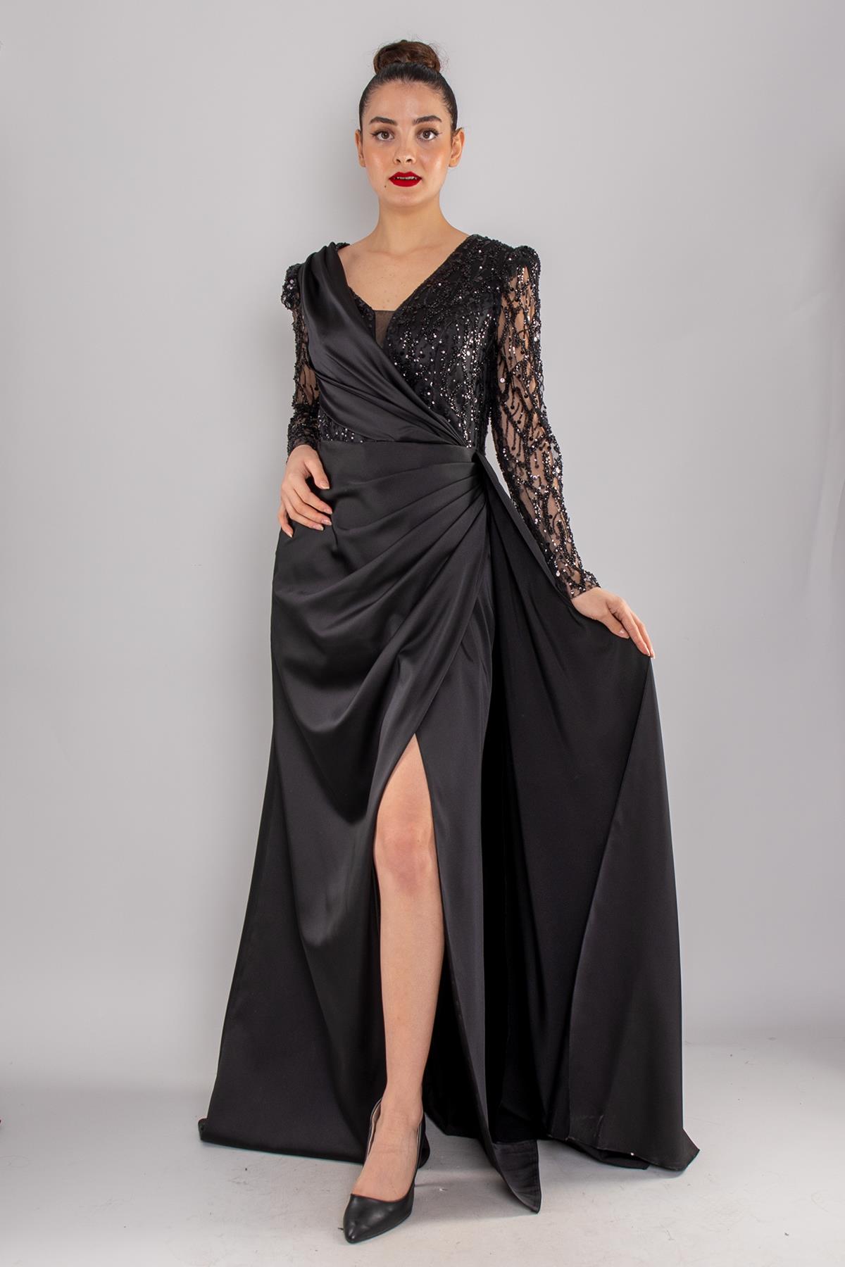 486 Payetli Tül Kol Kruvaze Yaka Drapeli Uzun Saten Elbise