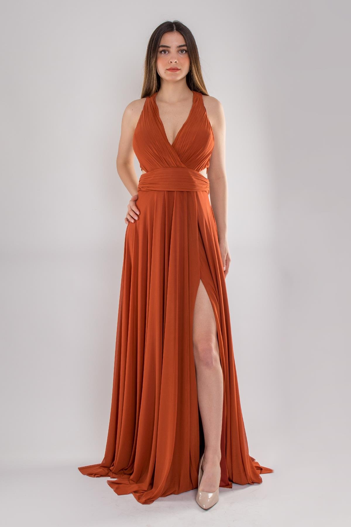 5021 Beli Drapeli Gögsü Pliseli Jessica Uzun Tül Elbise