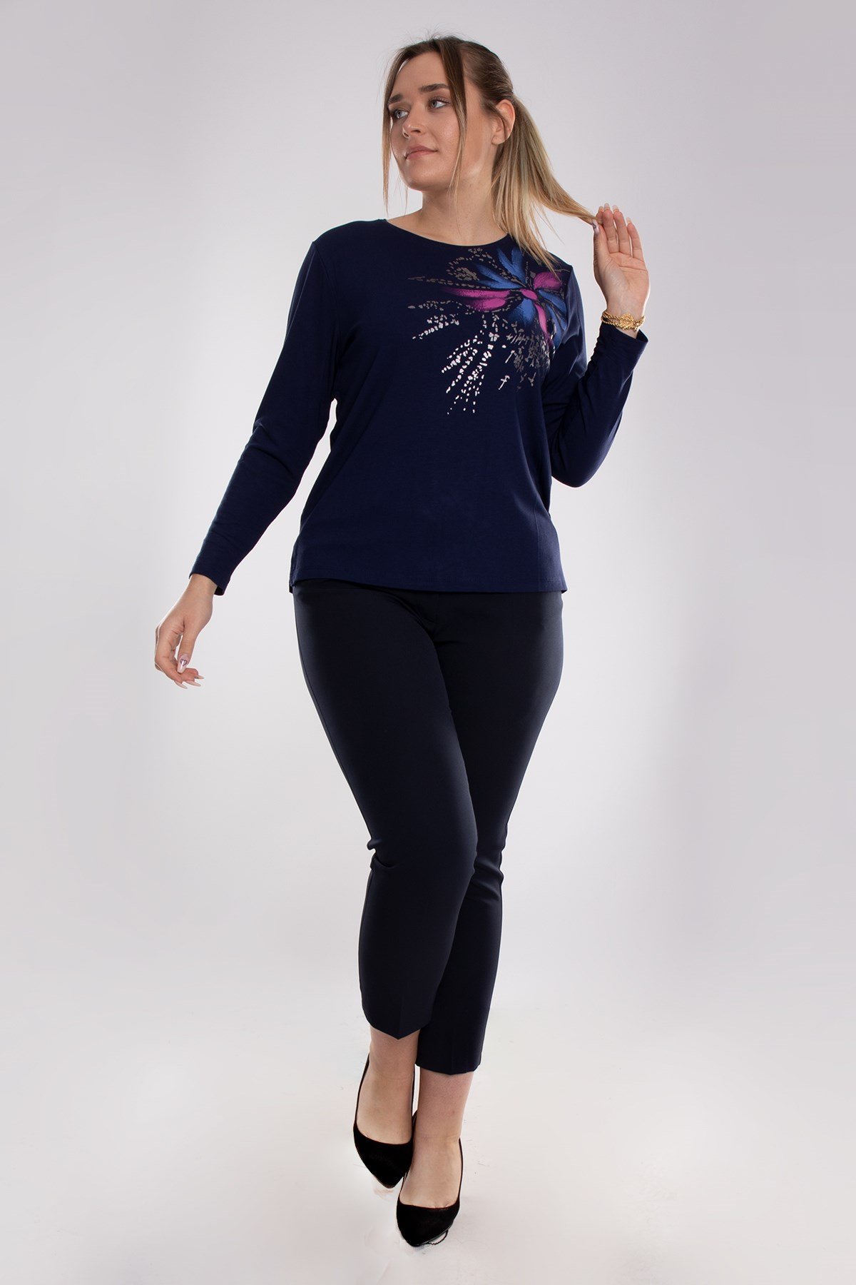 5030 Büyük Beden Yaldızlı Çiçek Baskılı Viscon Kadın Bluz