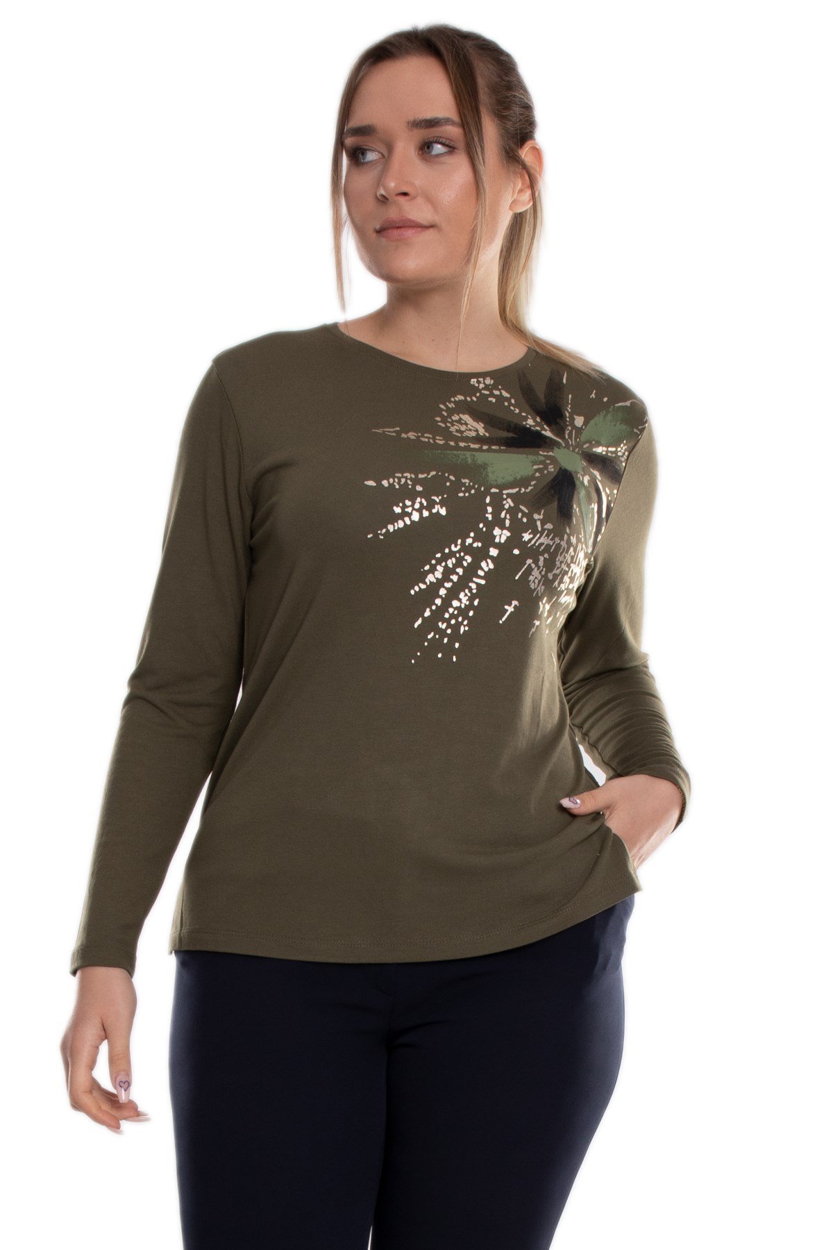 5030 Büyük Beden Yaldızlı Çiçek Baskılı Viscon Kadın Bluz