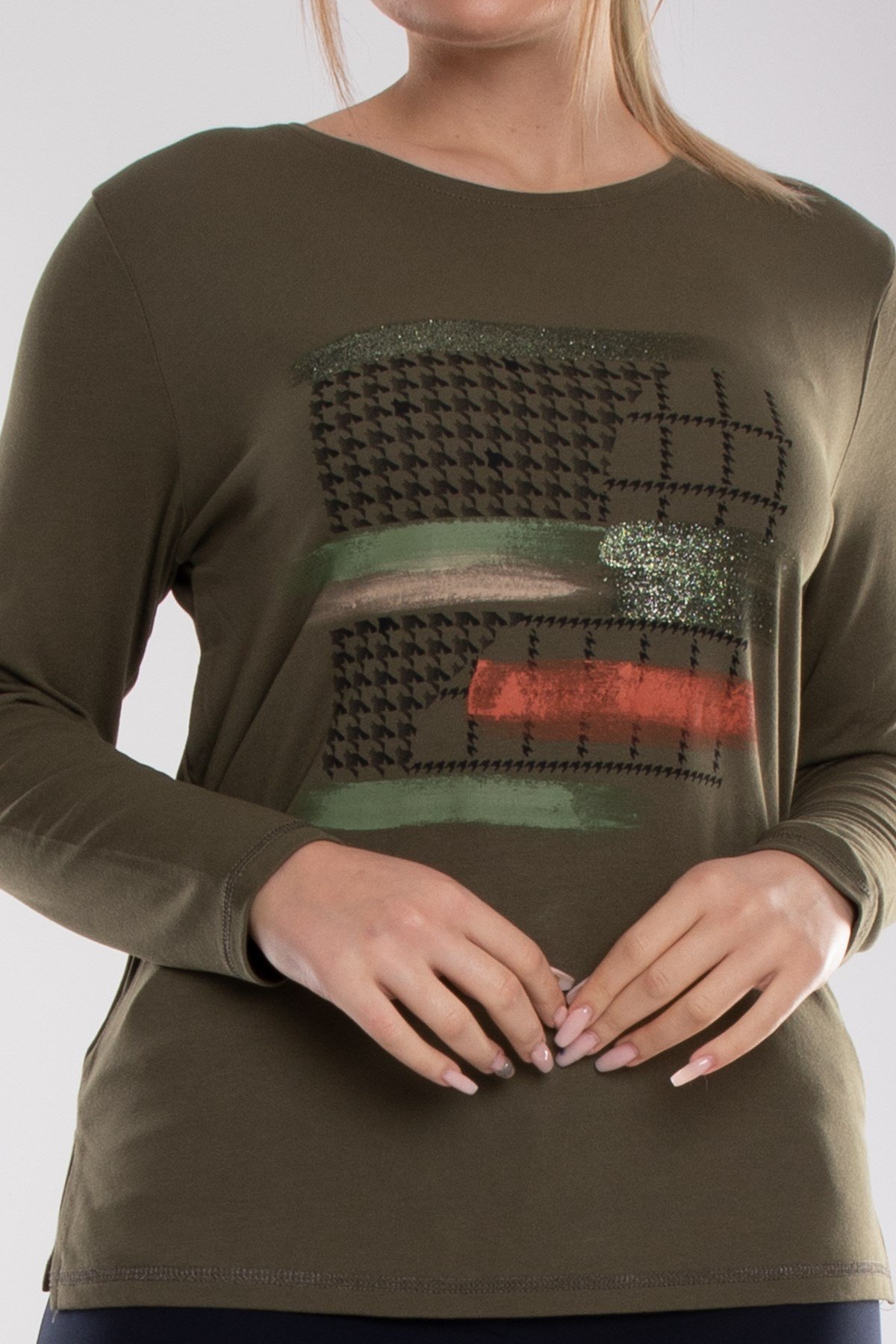 5031 Büyük Beden Kazayağı Desen Renkli Sim Detay Viscon Kadın Bluz