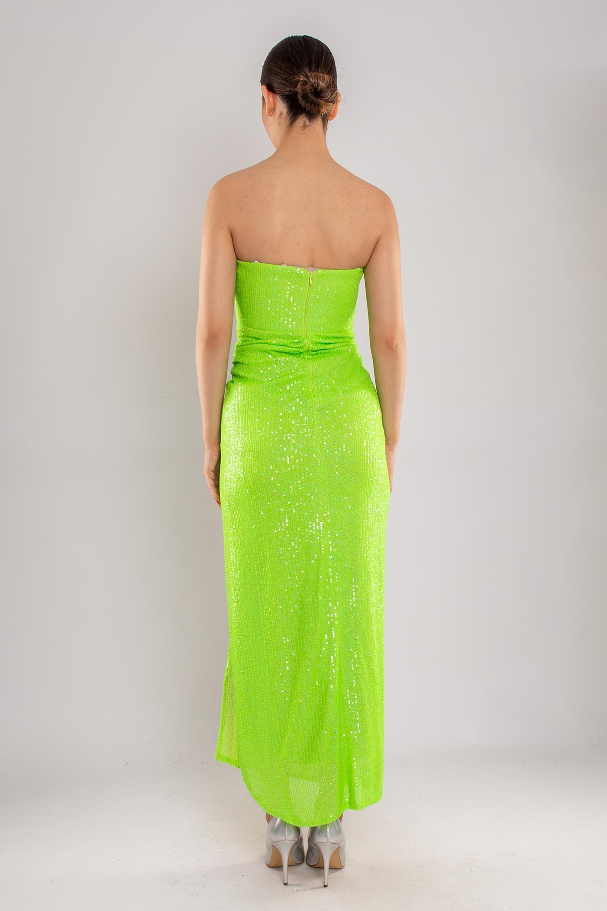 5034 Straplez Önü Büzgülü Pulpayet Uzun Elbise