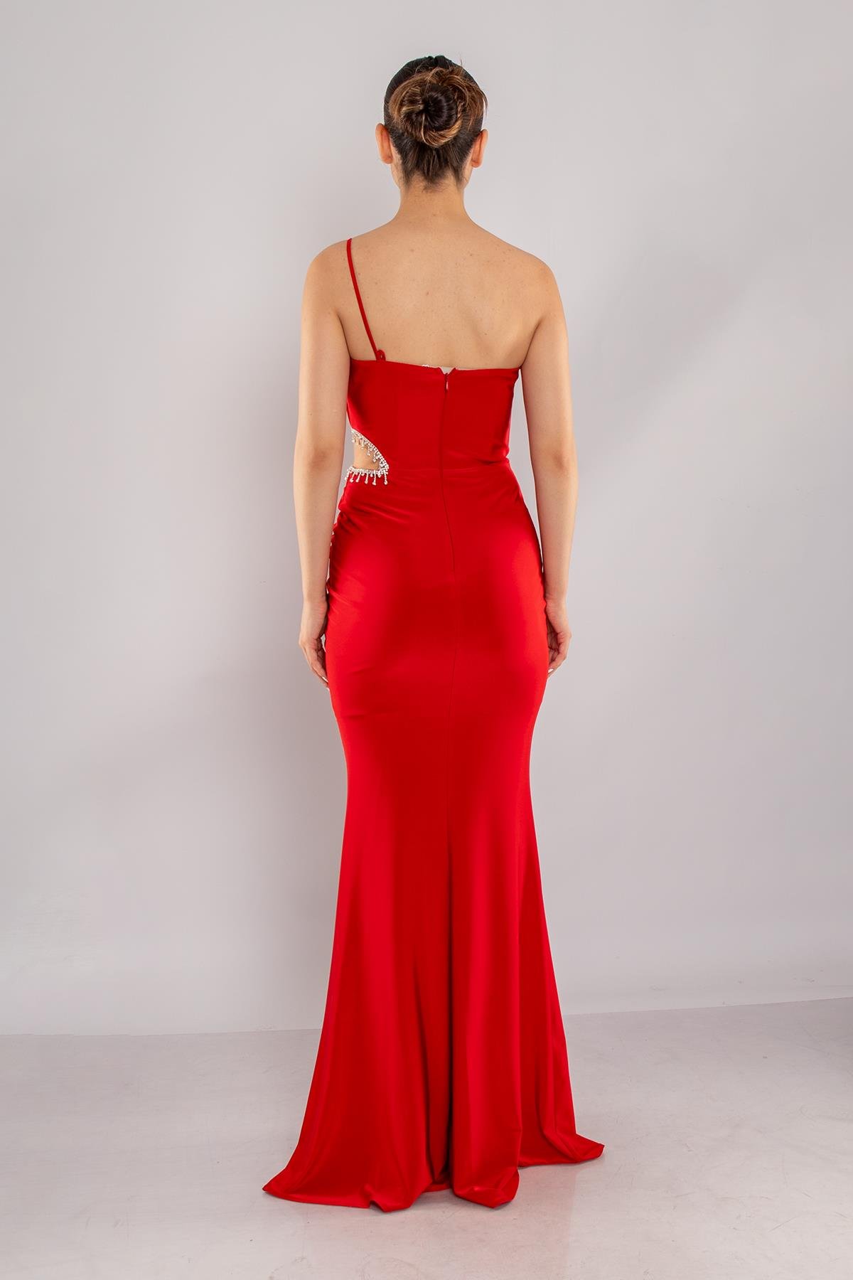 5088 Yanı Taşlı Pencereli Tek Omuz Buzi Uzun Elbise