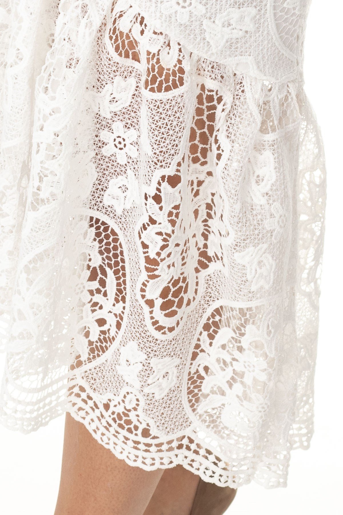 61000 ETEĞİ VALON DANTEL ELBİSE