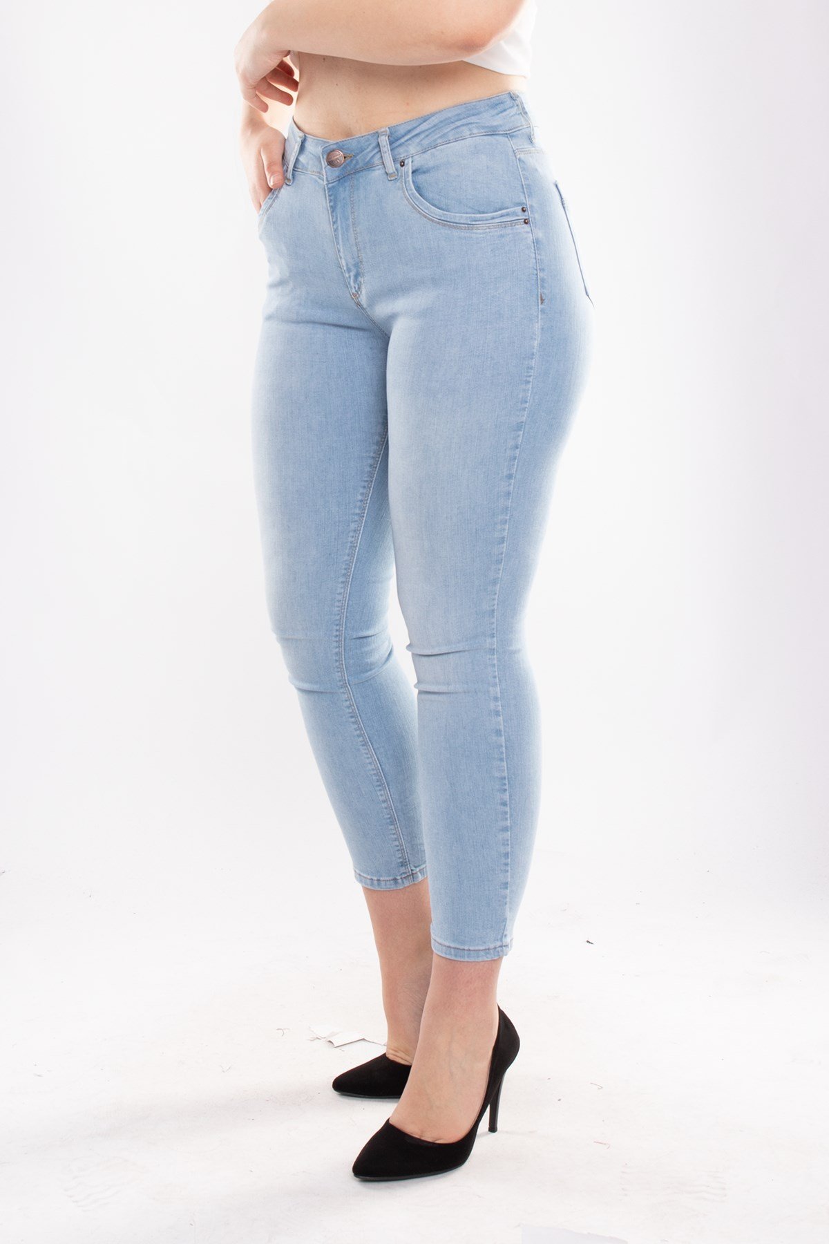 615 Büyük Beden Yüksekbel Likralı Kot Pantolon