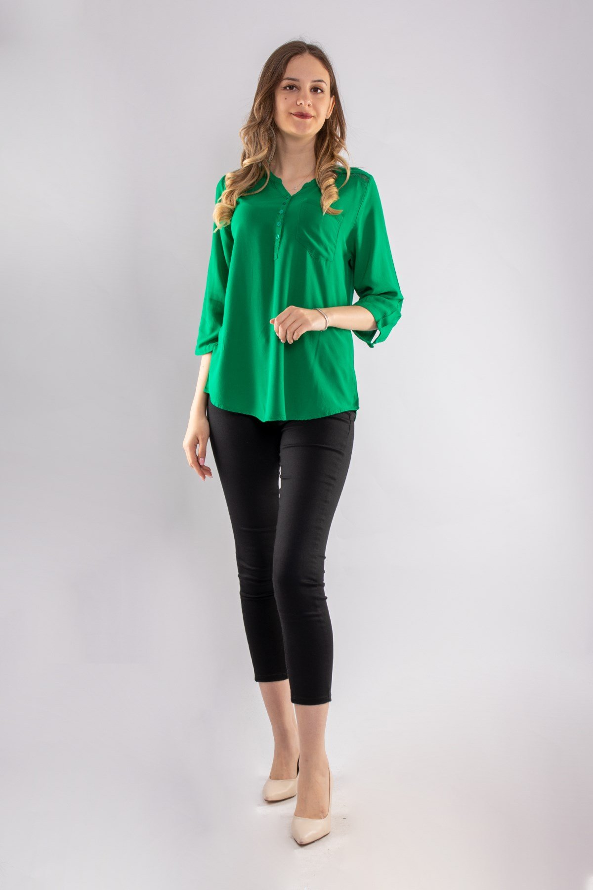 615 Omuz Ve Sırt Simli Truv.Kol Kadın Gömlek