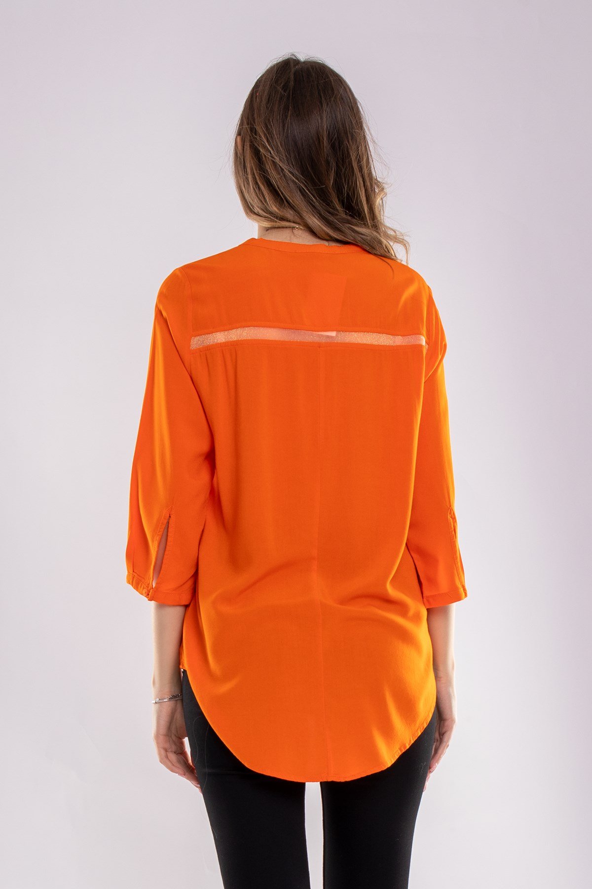 615 Omuz Ve Sırt Simli Truv.Kol Kadın Gömlek