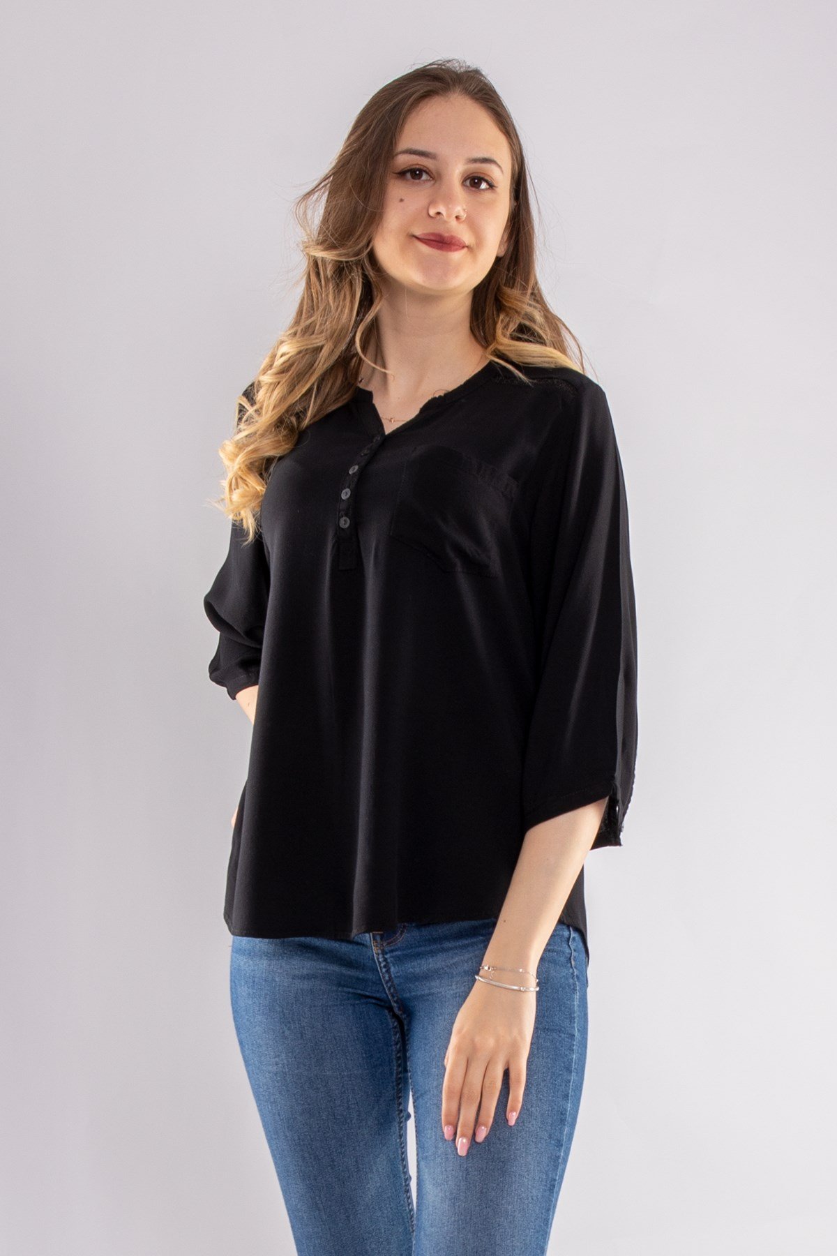 615 Omuz Ve Sırt Simli Truv.Kol Kadın Gömlek
