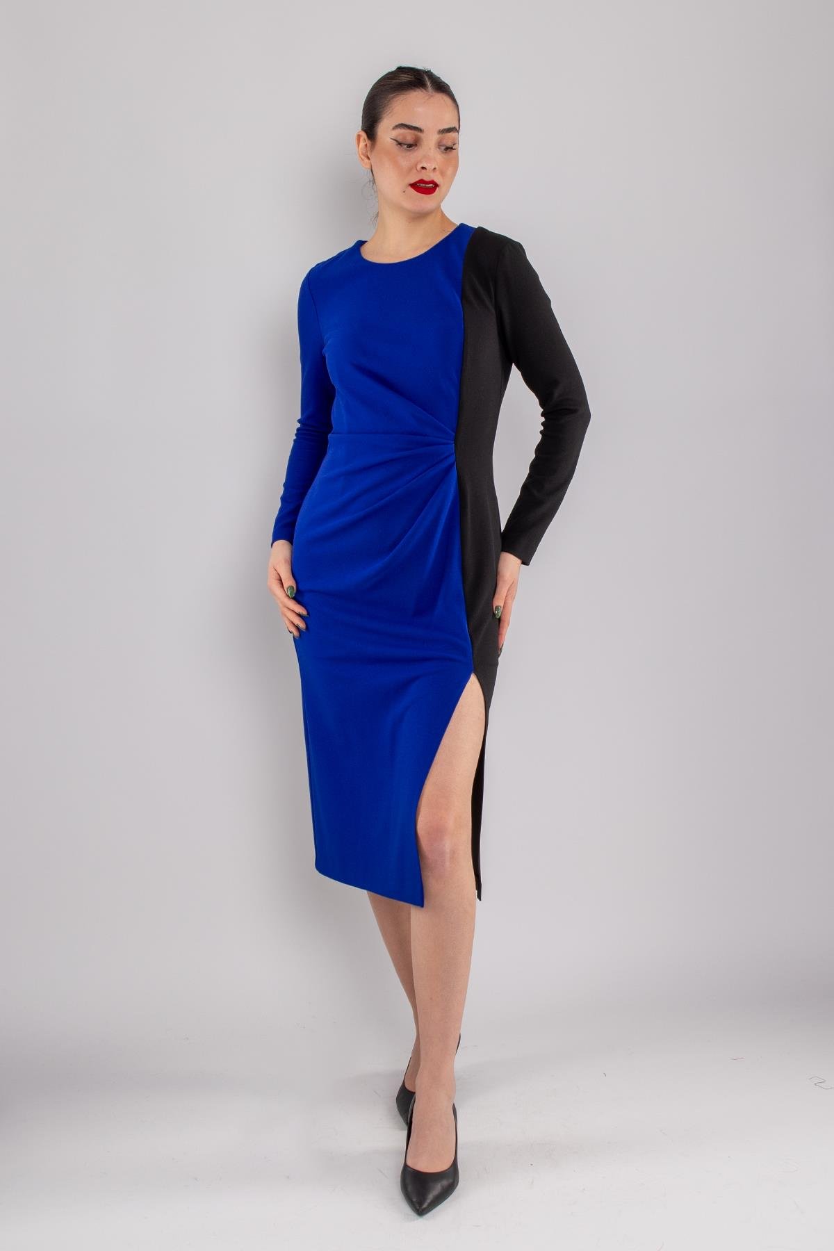 61652 İki Renkli Yandan Büzgülü Uzun Krep Elbise