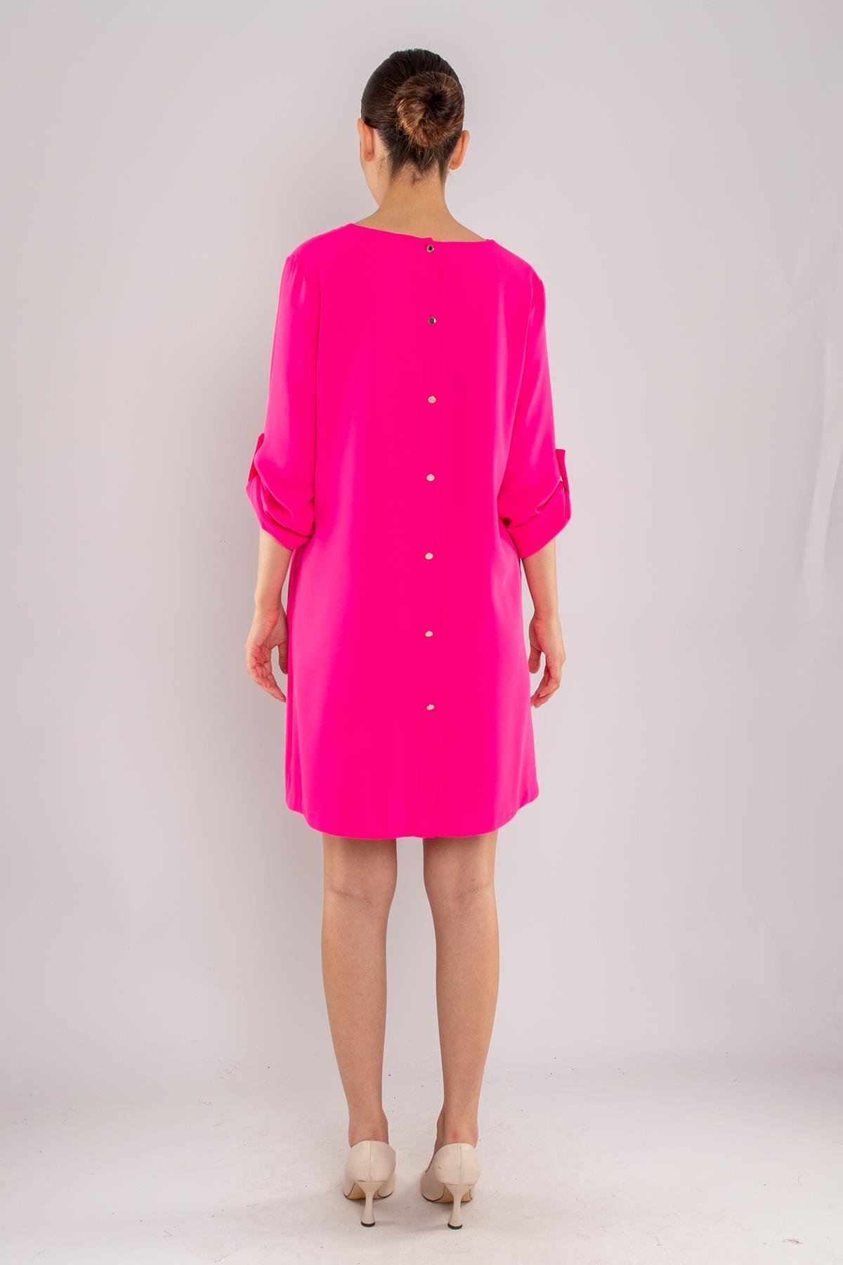 61842 Sırt Düğmeli Kolyeli Truvakar Kol Tunik Elbise