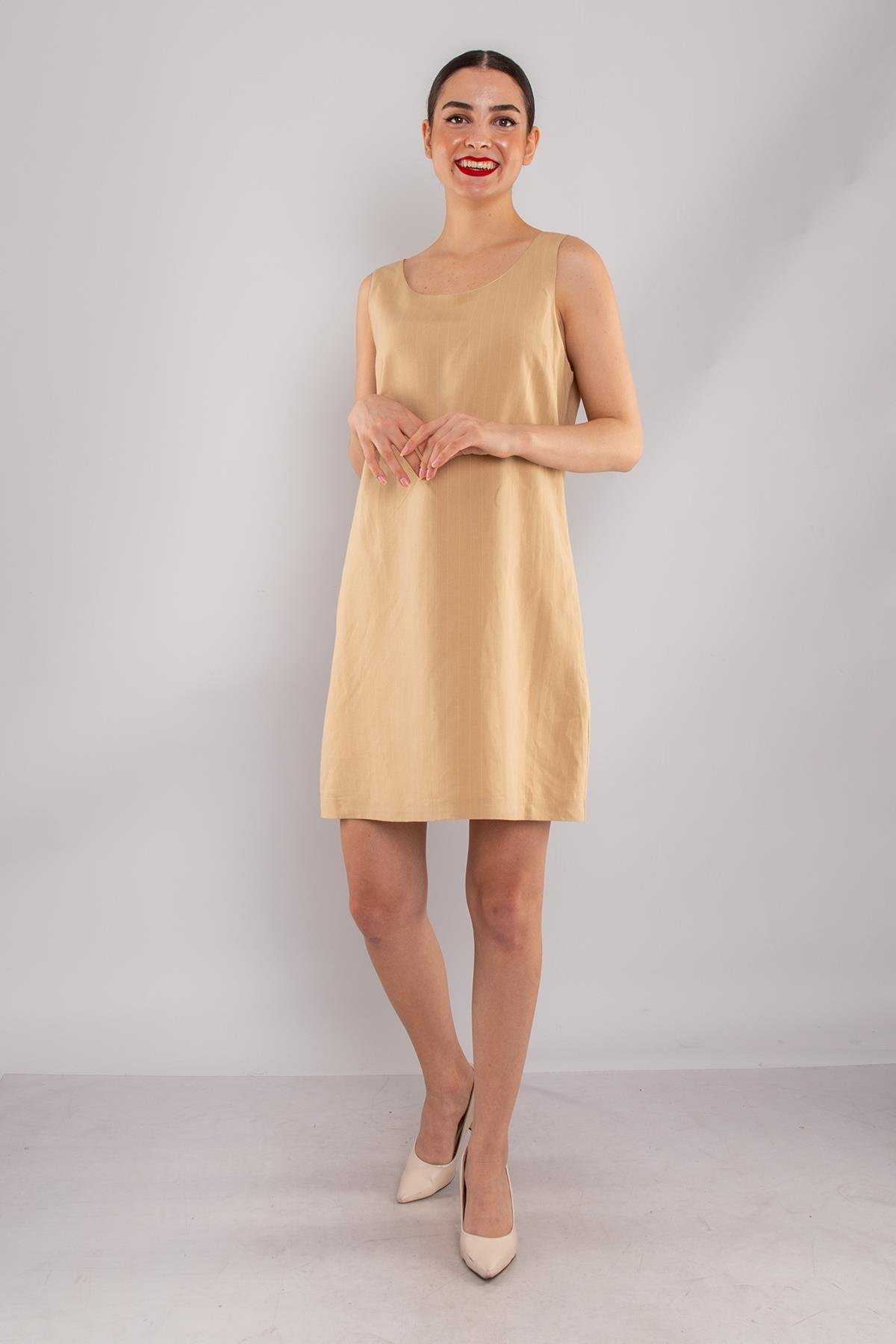 61877 İnce Çizgili Keten Kalın Askılı Astarlı Kısa Elbise