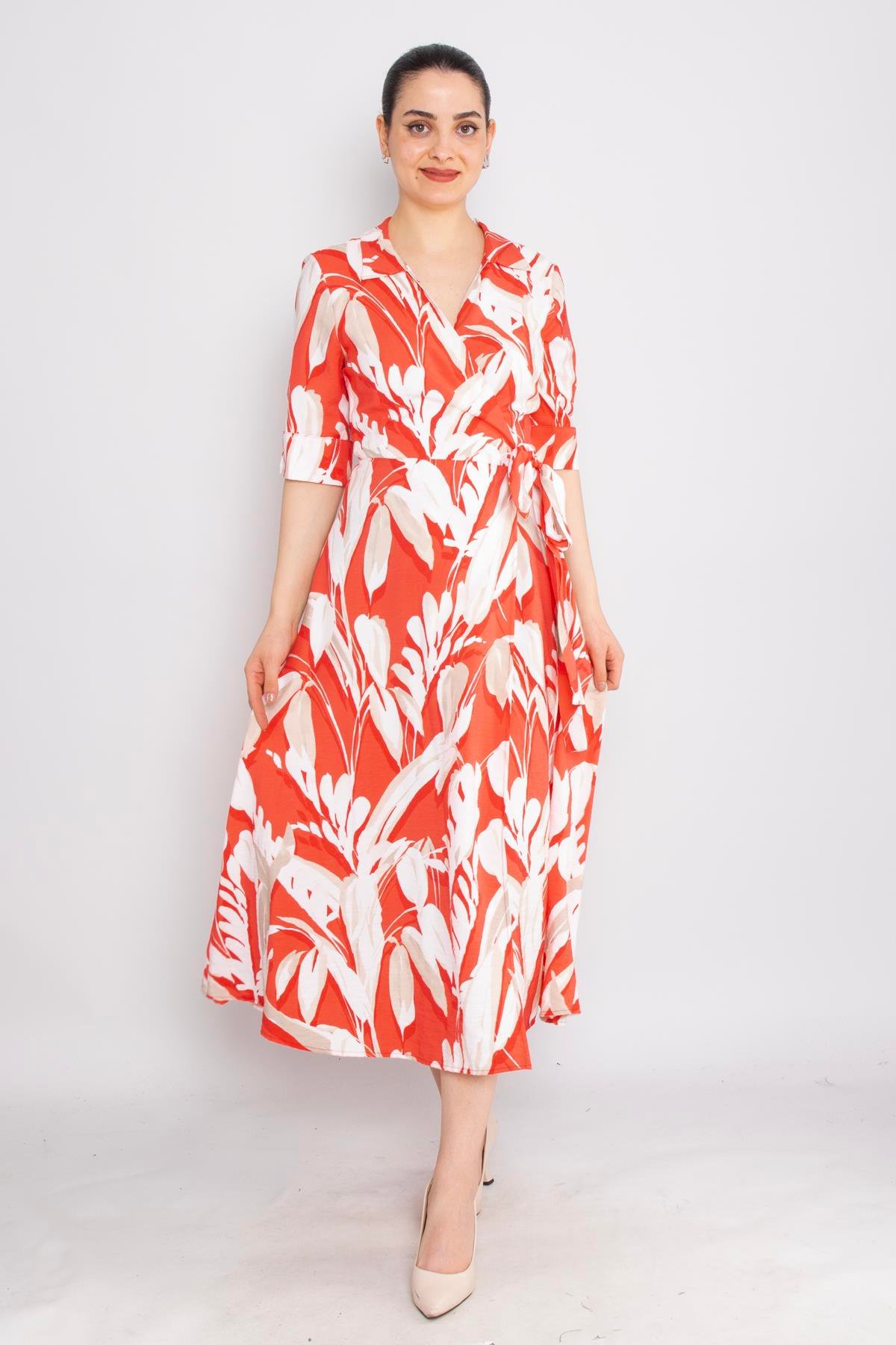 62031 Yaprak Desenli Kruvaze Yaka Viscon Kısa Elbise