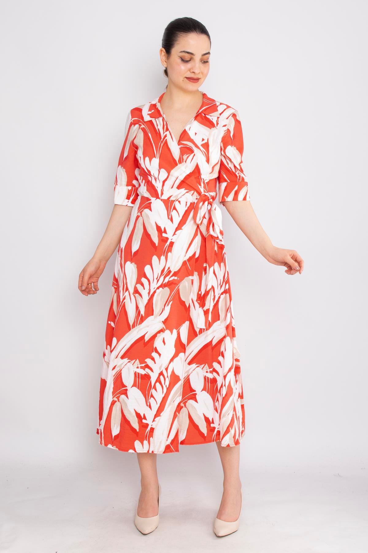 62031 Yaprak Desenli Kruvaze Yaka Viscon Kısa Elbise