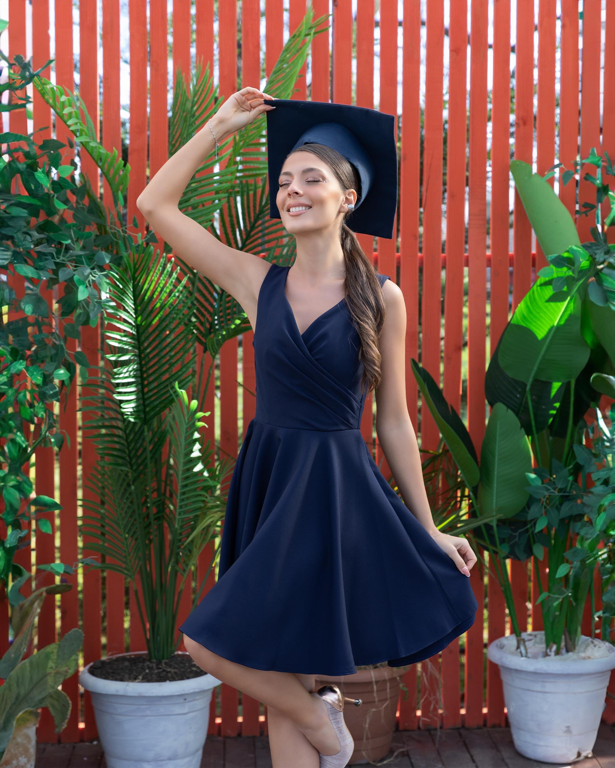 7027 Büyük Beden Kruvaze Yaka Kısa Simli Çan Etek Elbise