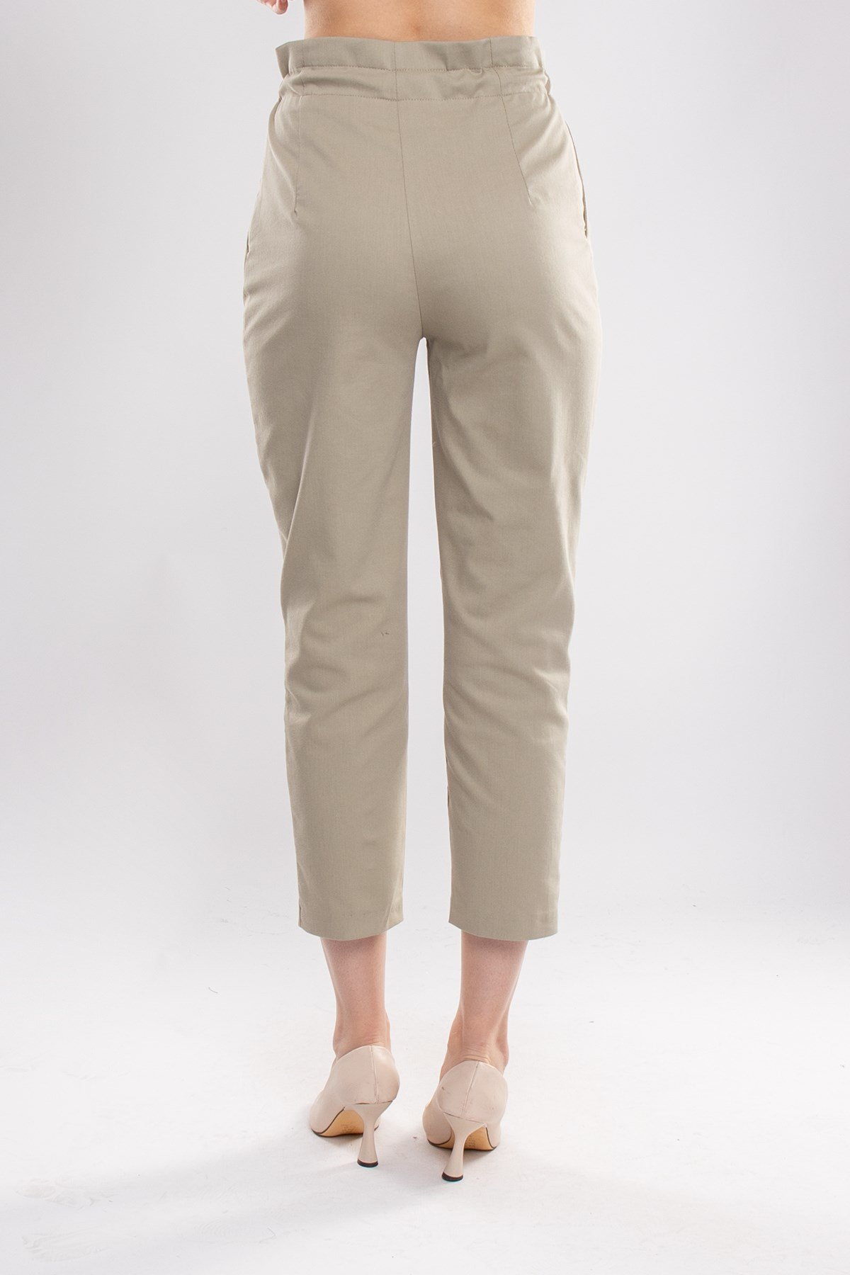 70292 Gizli Kemer Pamuklu Pileli Pantolon