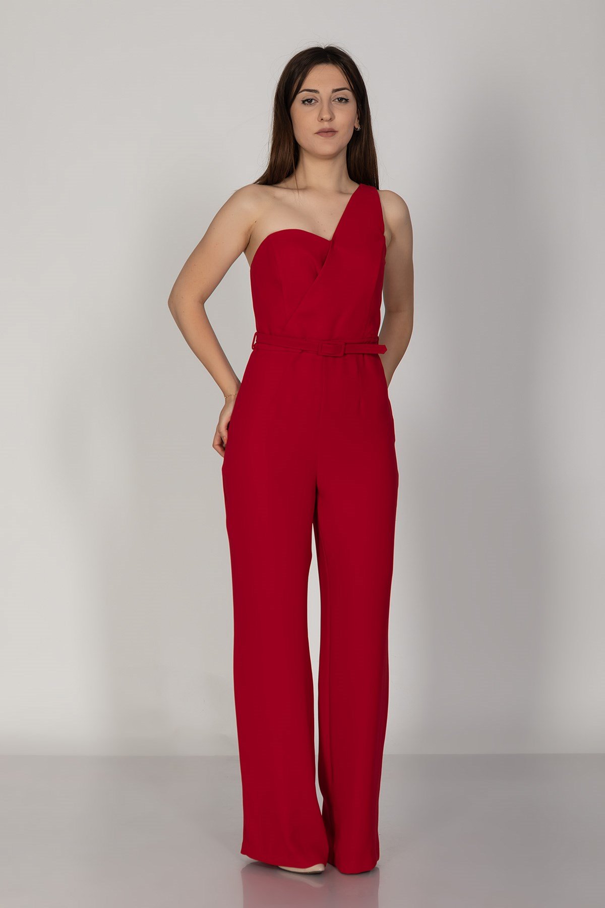 70302 Tek Omuz Beli Kemerli Önü Kruvaze Krep Abiye Tulum