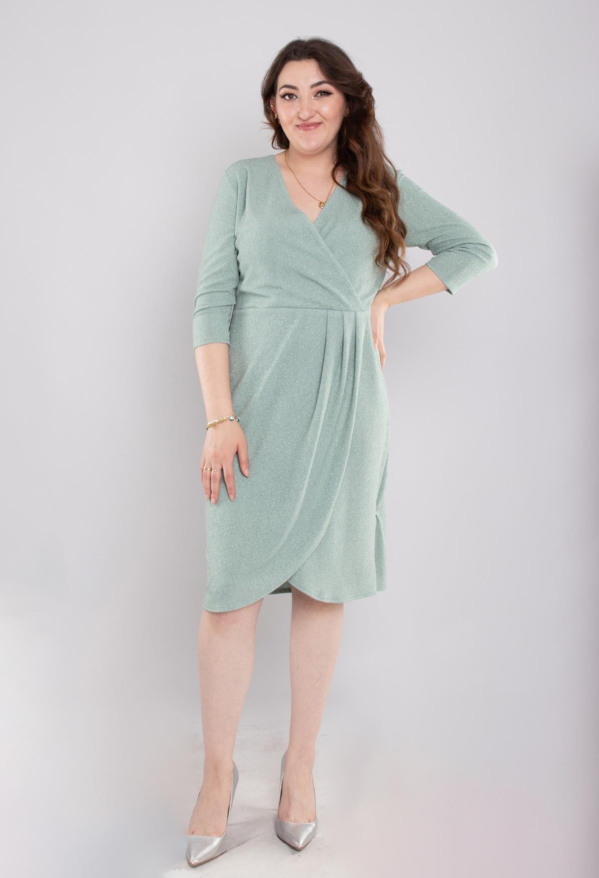 7046(104) Büyük Beden Kruvaze Yaka Piliseli Simli Kısa Elbise