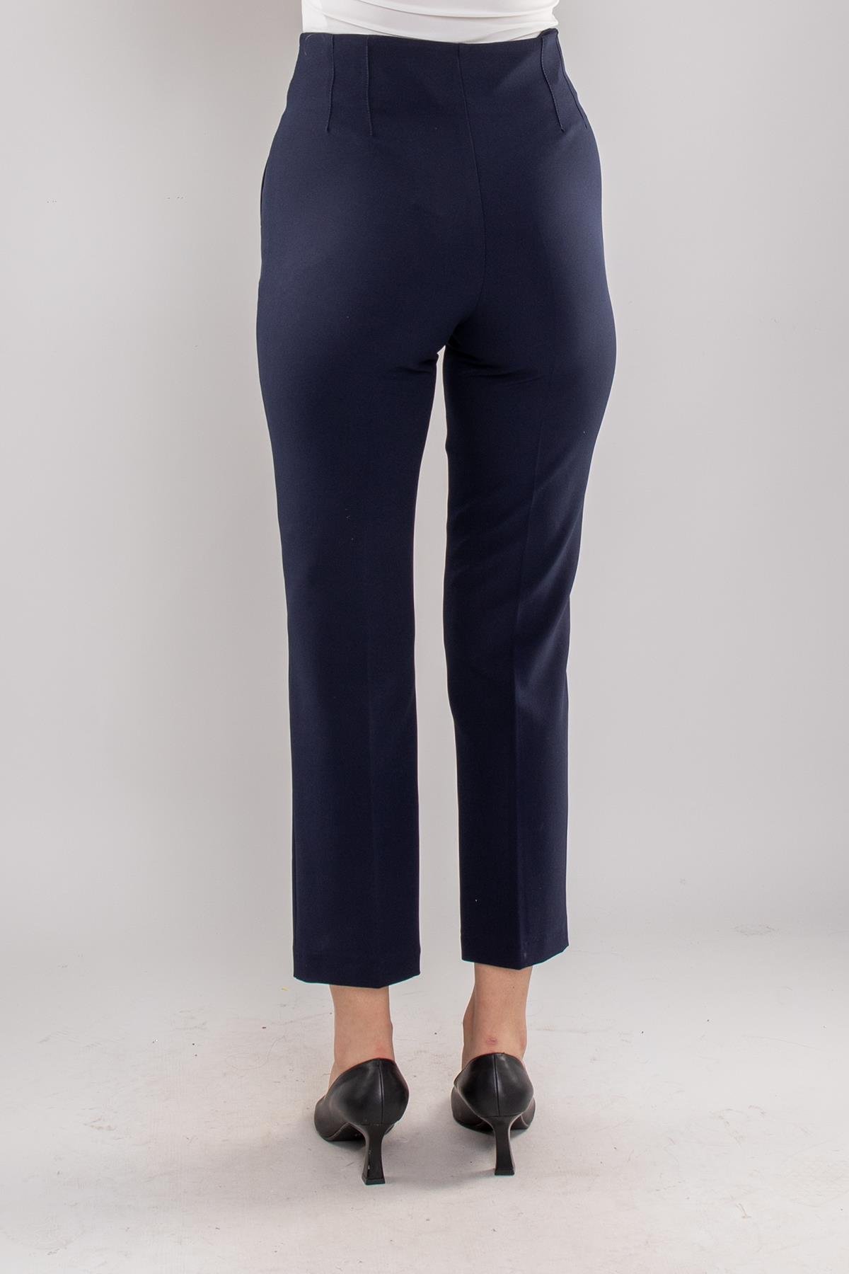 70609 Beli Pensli Tokalı Kumaş Pantolon