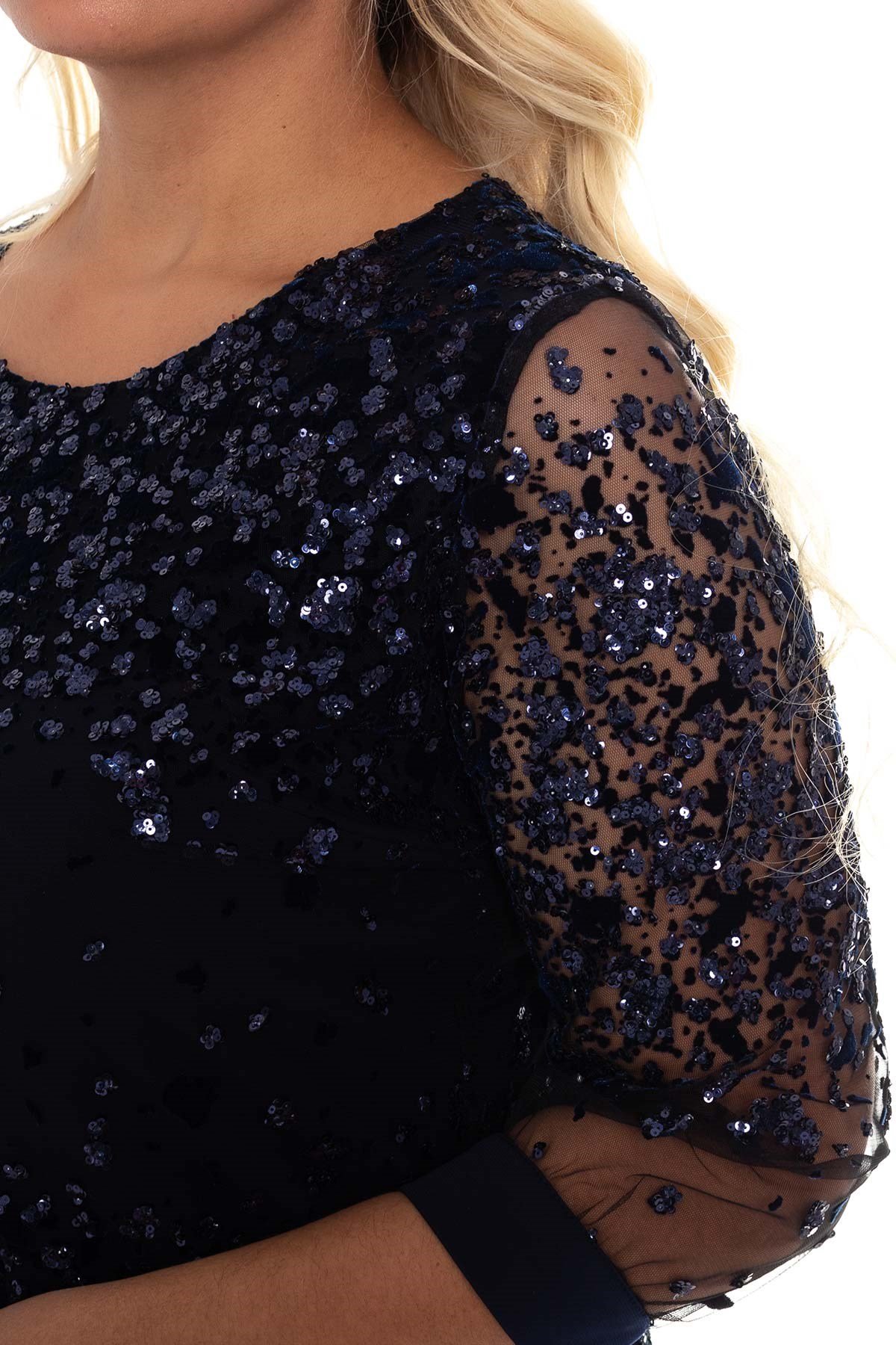 7073 BB Kadife Pulpayet İşlemeli Astarlı Kısa Elbise