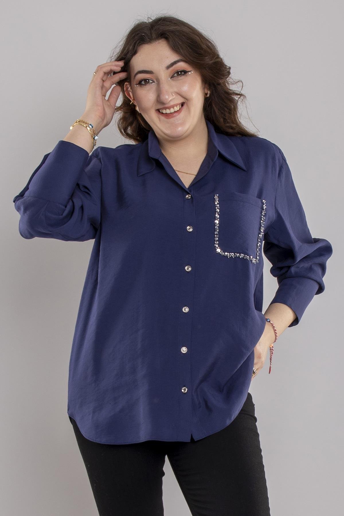 7082 Büyük Beden Cebi Boncuklu Düğmeli Modal Gömlek