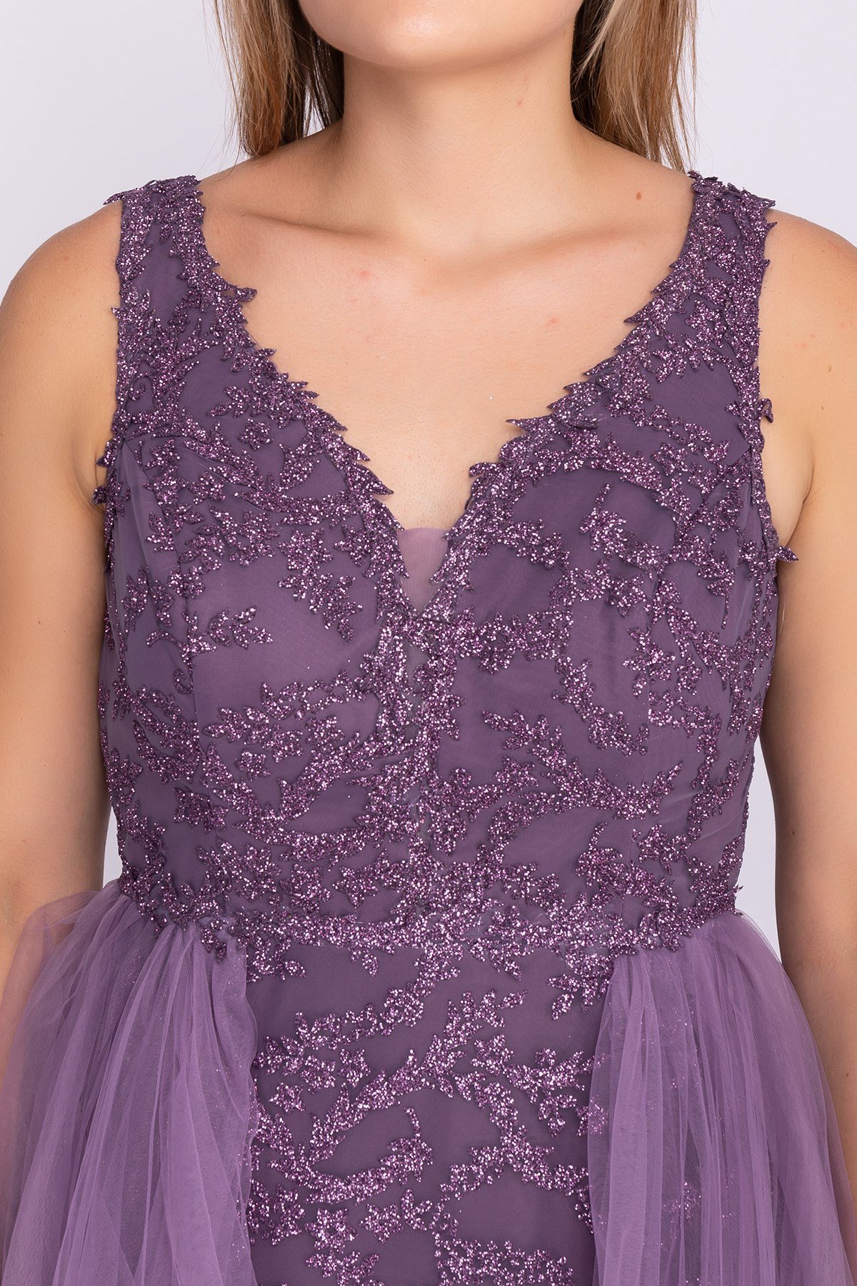 7095 Sim Nakış İşleme Tül Kuyruklu Long Dress Nişanlık