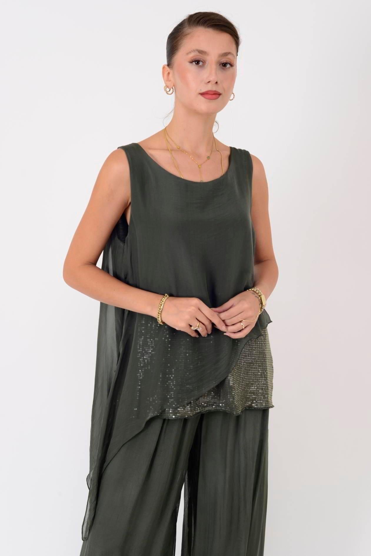 7161 Asimetrik Kesim Kolsuz Pullu İpek Bluz