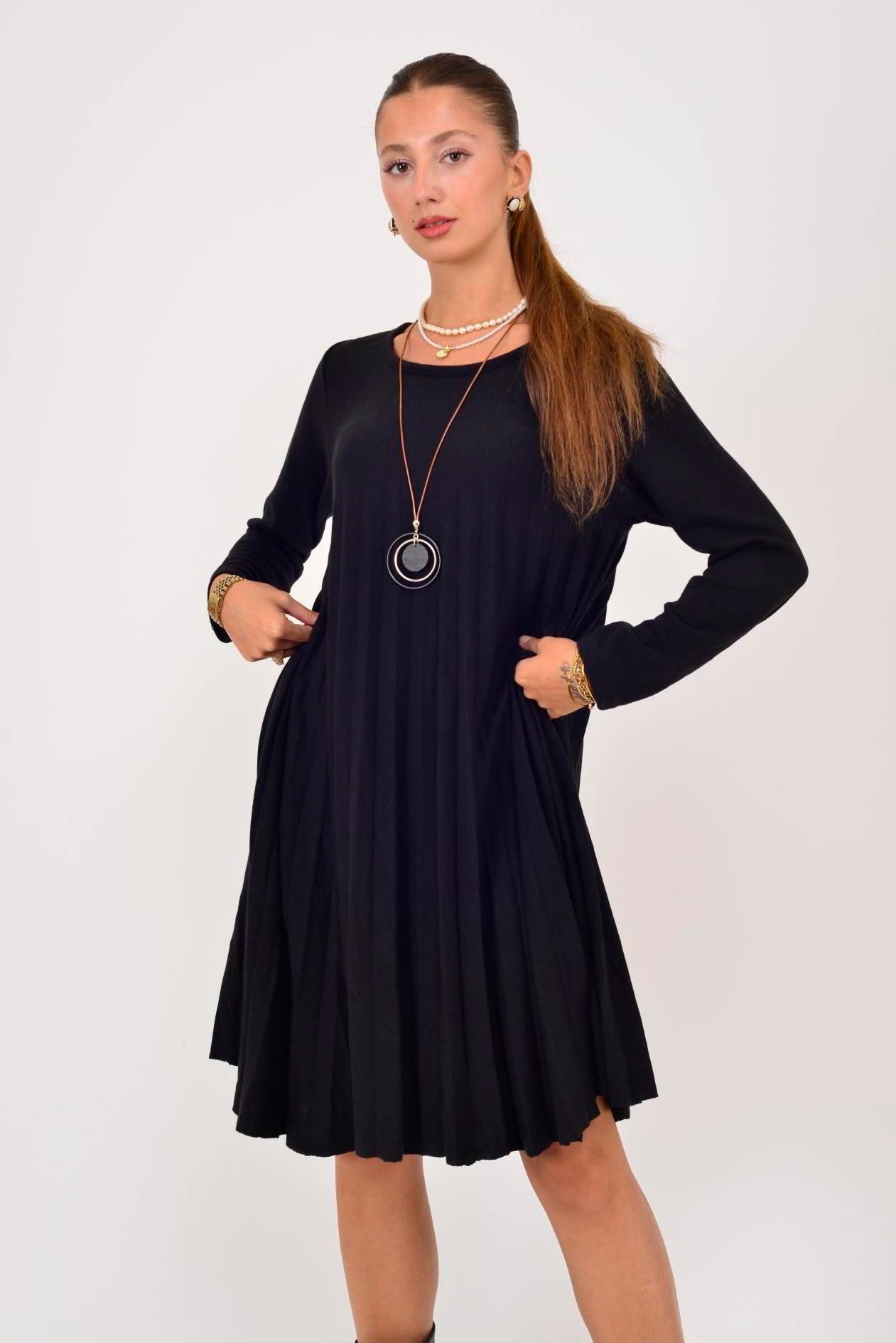 71653 Düz Desen Kolyeli Akordion Uzun Kol Triko Kısa Elbise