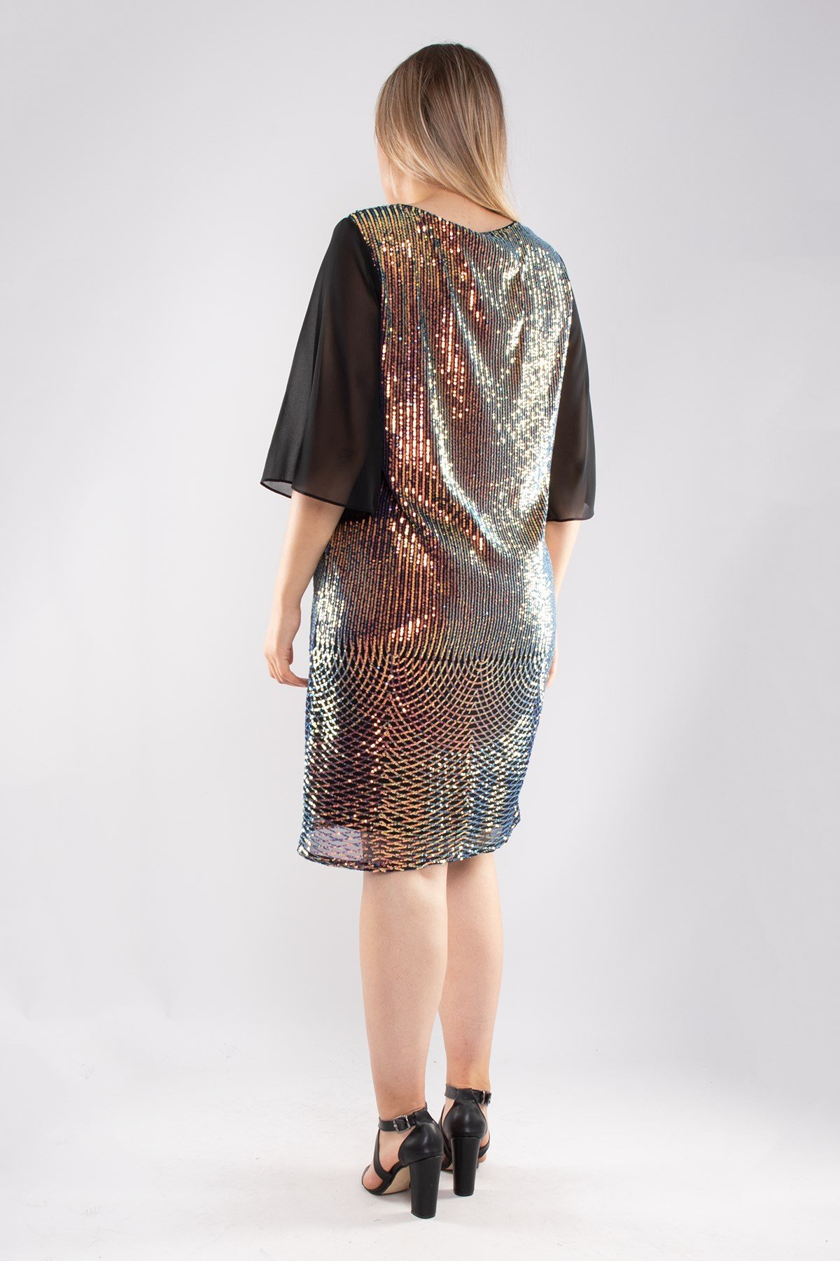 7300.79 Büyük Beden Degrede Payetli Mendil Kol Kısa Elbise