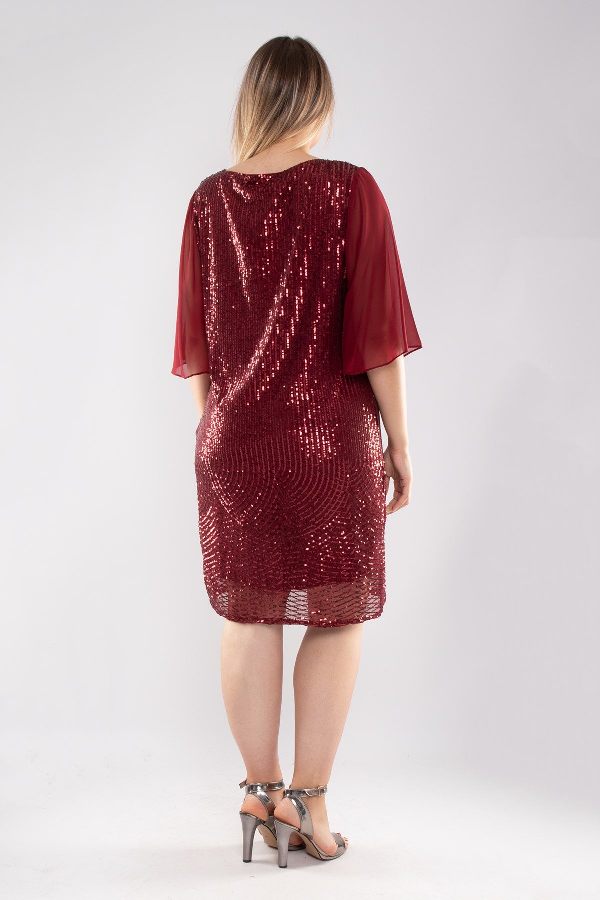 7300.79 Büyük Beden Degrede Payetli Mendil Kol Kısa Elbise